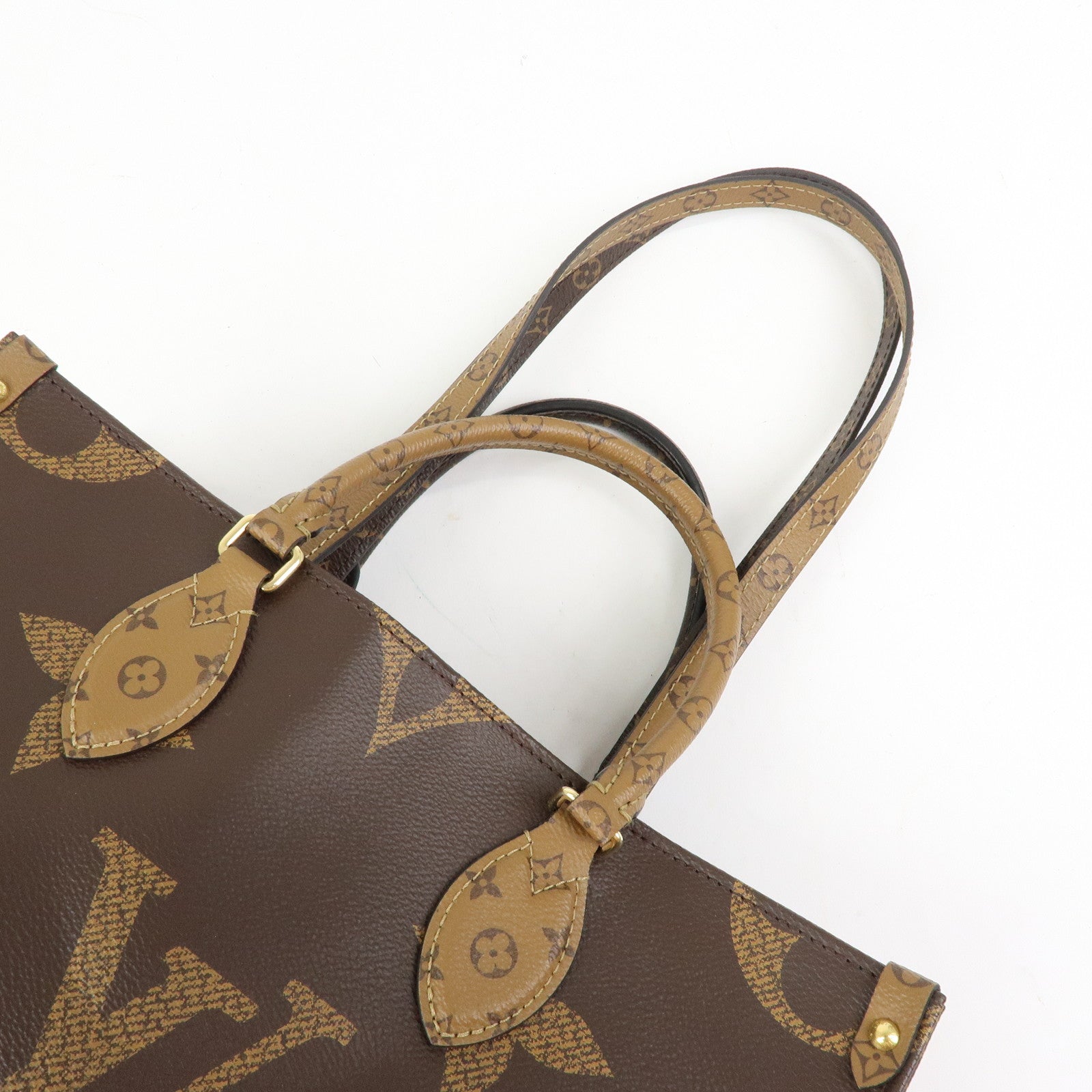 Louis Vuitton Monogram Giant Canvas On The Go MM Hand Bag M45039