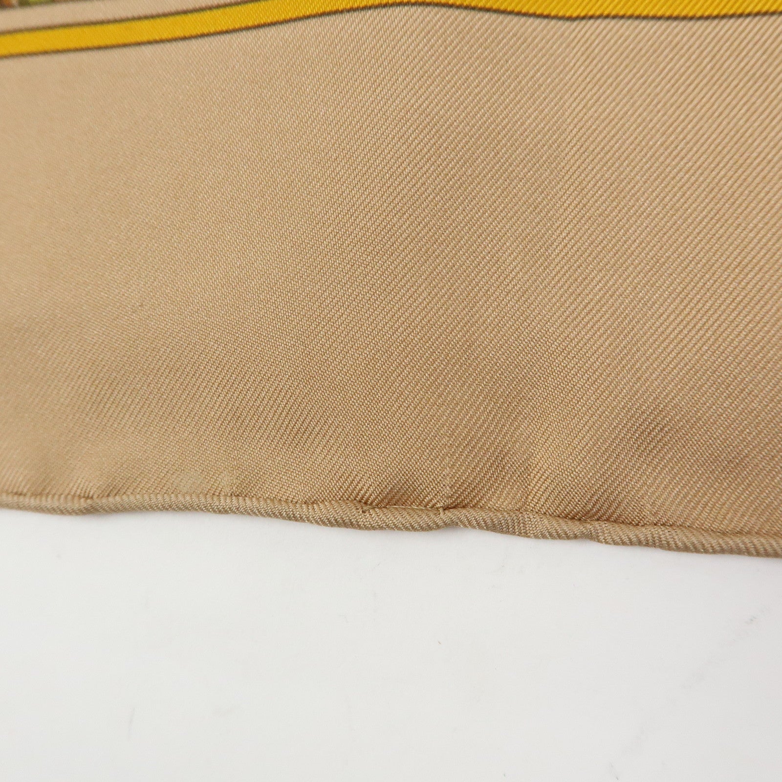 HERMES Carre 90 Silk 100% Scarf CHASSE au BOIS Brown