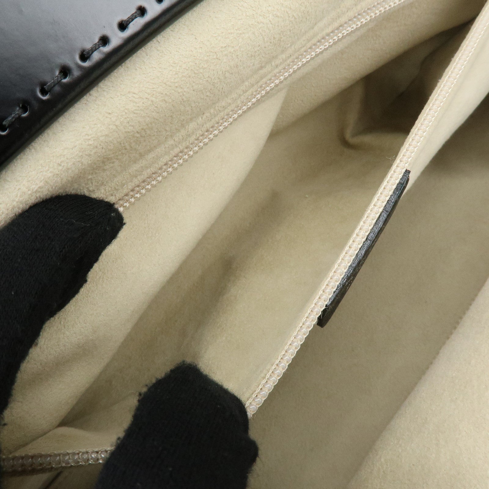 Ferragamo Gancini Leather Hand Bag Shoulder Bag Black