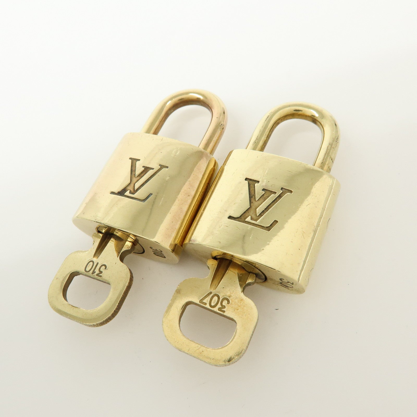 Louis Vuitton Set of 10 Lock & Key Cadena Key Lock Used