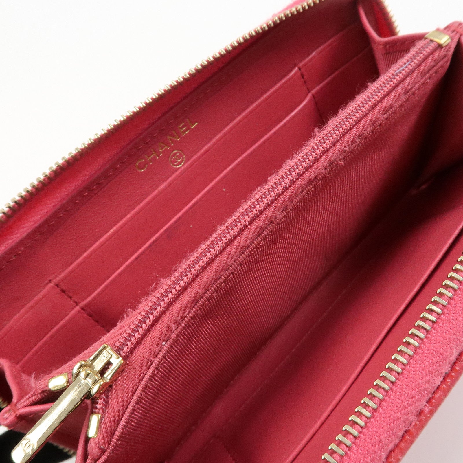 CHANEL COCO Mark Caviarskin Round Zippy Long Wallet Pink