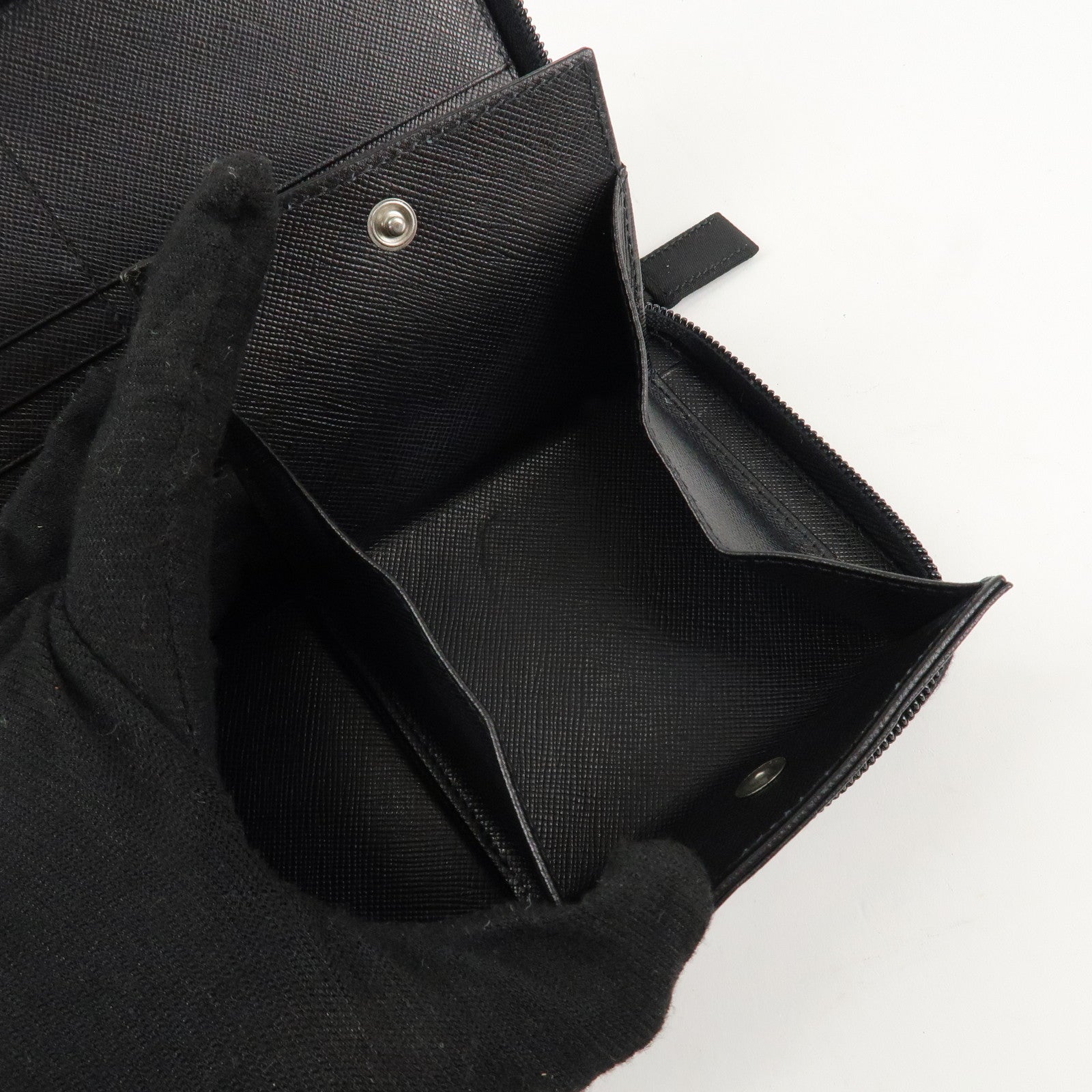 PRADA Nylon Leather Round Zippy Long Wallet Black M822 Used