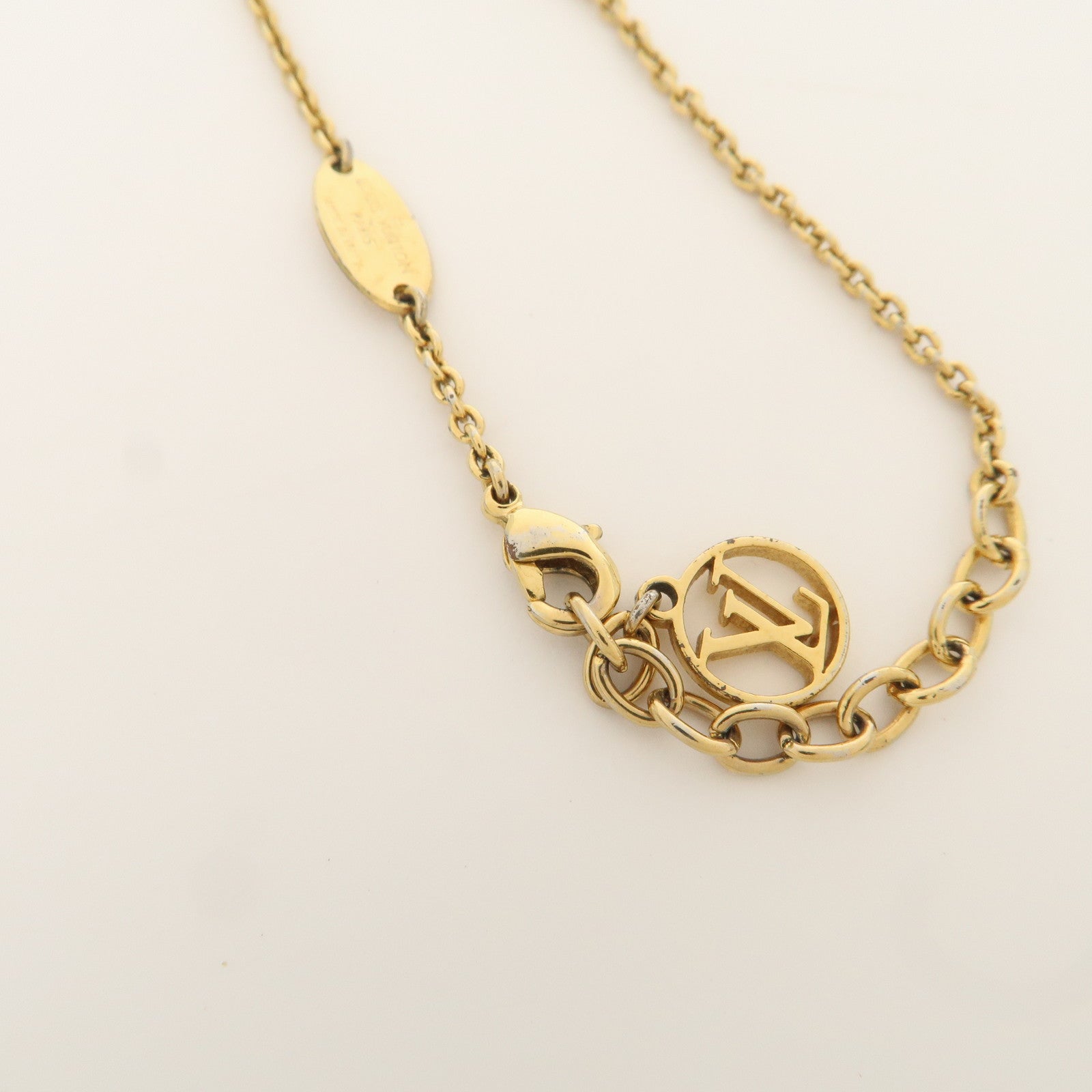 Louis Vuitton LV Iconic Metal Bracelet Gold M00587