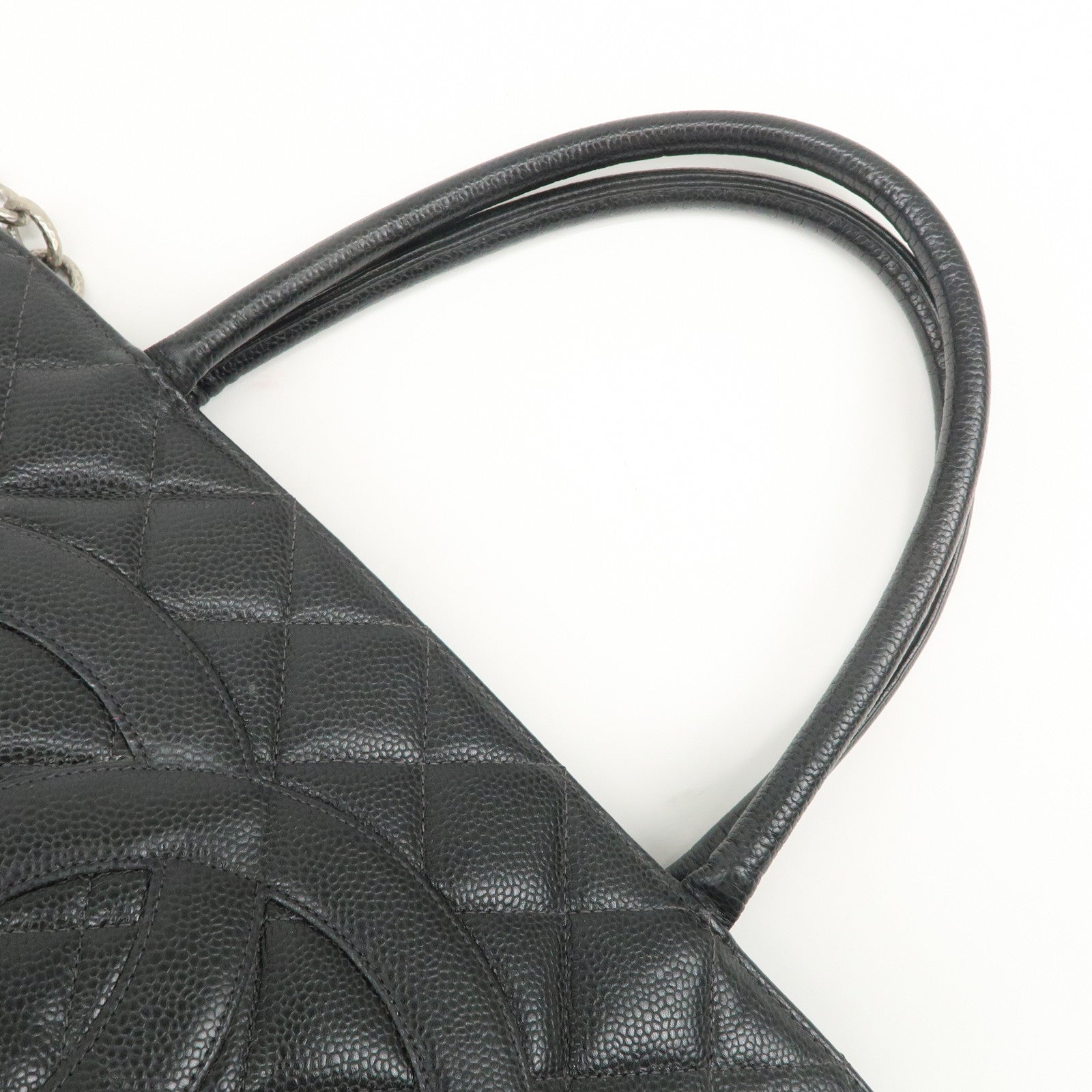 CHANEL Matelasse Caviarskin Medallion Tote Bag Hand Bag A01804