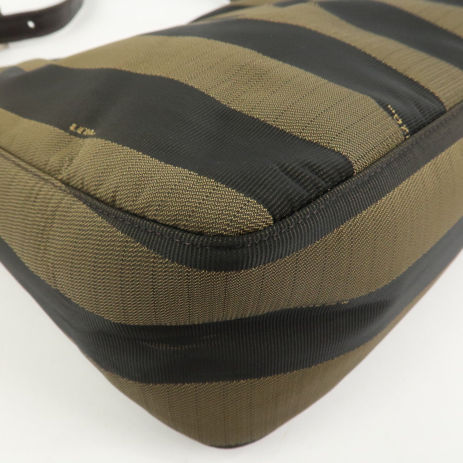 FENDI Pequin Logo Canvas Leather Shoulder Bag Hand Bag Brown 26652