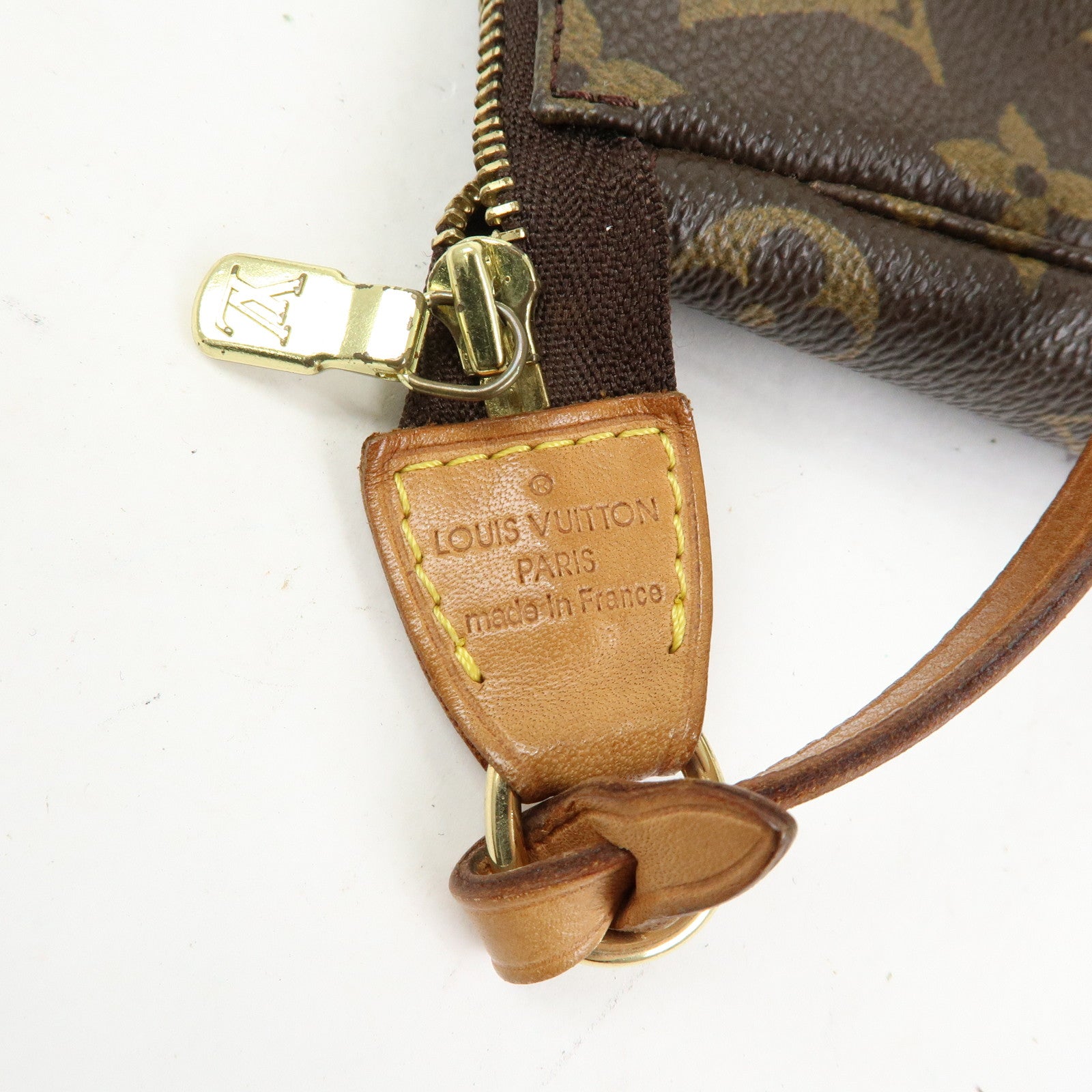 Louis Vuitton Monogram Pochette Accessoires Pouch Hand Bag M51980