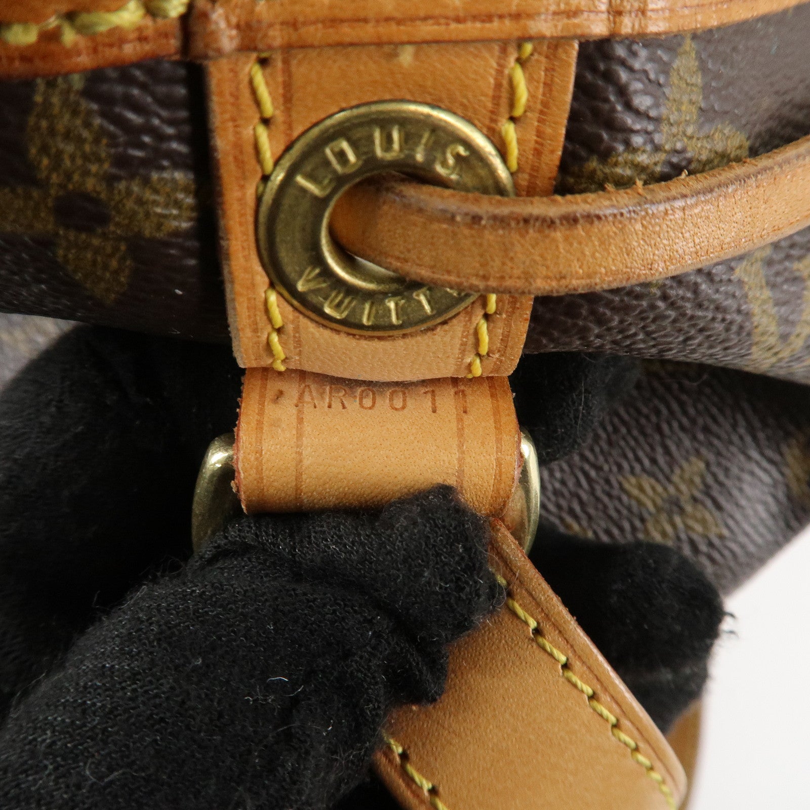 Louis Vuitton Monogram Canvas Petit Noe Shoulder Bag Brown M42226 Used