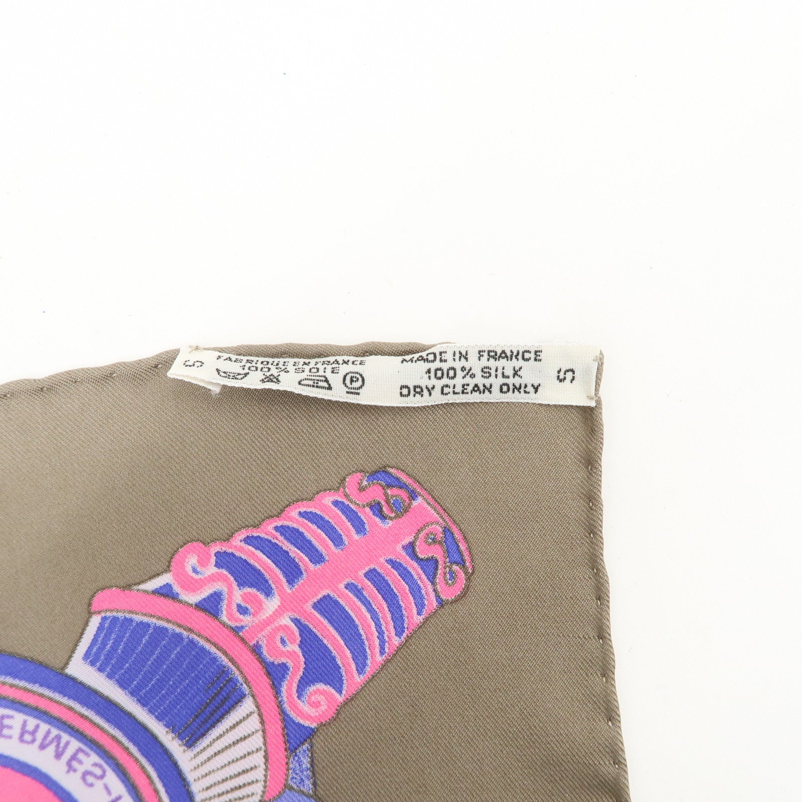 HERMES Carre 90 Silk 100% Etendards et Bonnieres Scarf Multi Color