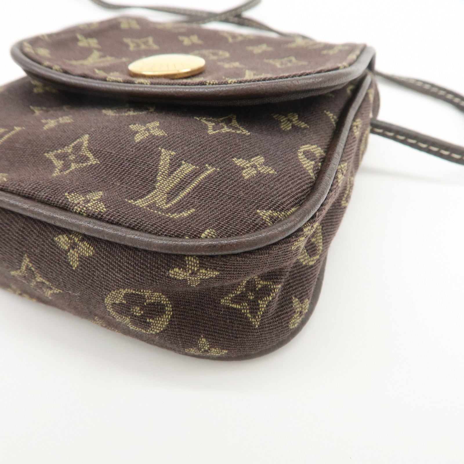 Louis Vuitton Monogram Mini Lin Pochette Cancun Ebene M95313