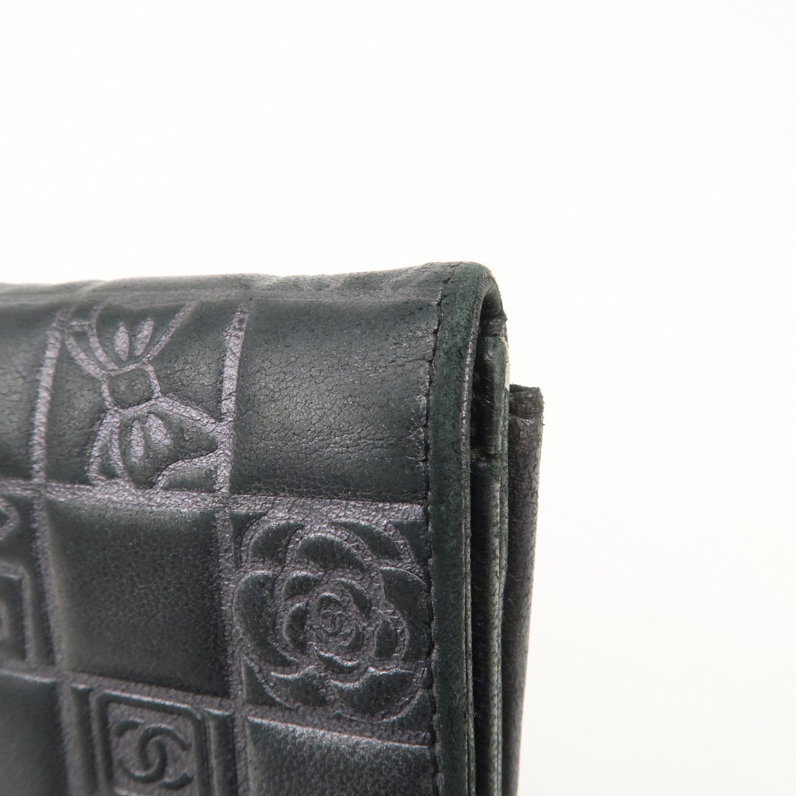 CHANEL Icon Line COCO Mark Lamb Skin Bi-fold Wallet Black Used