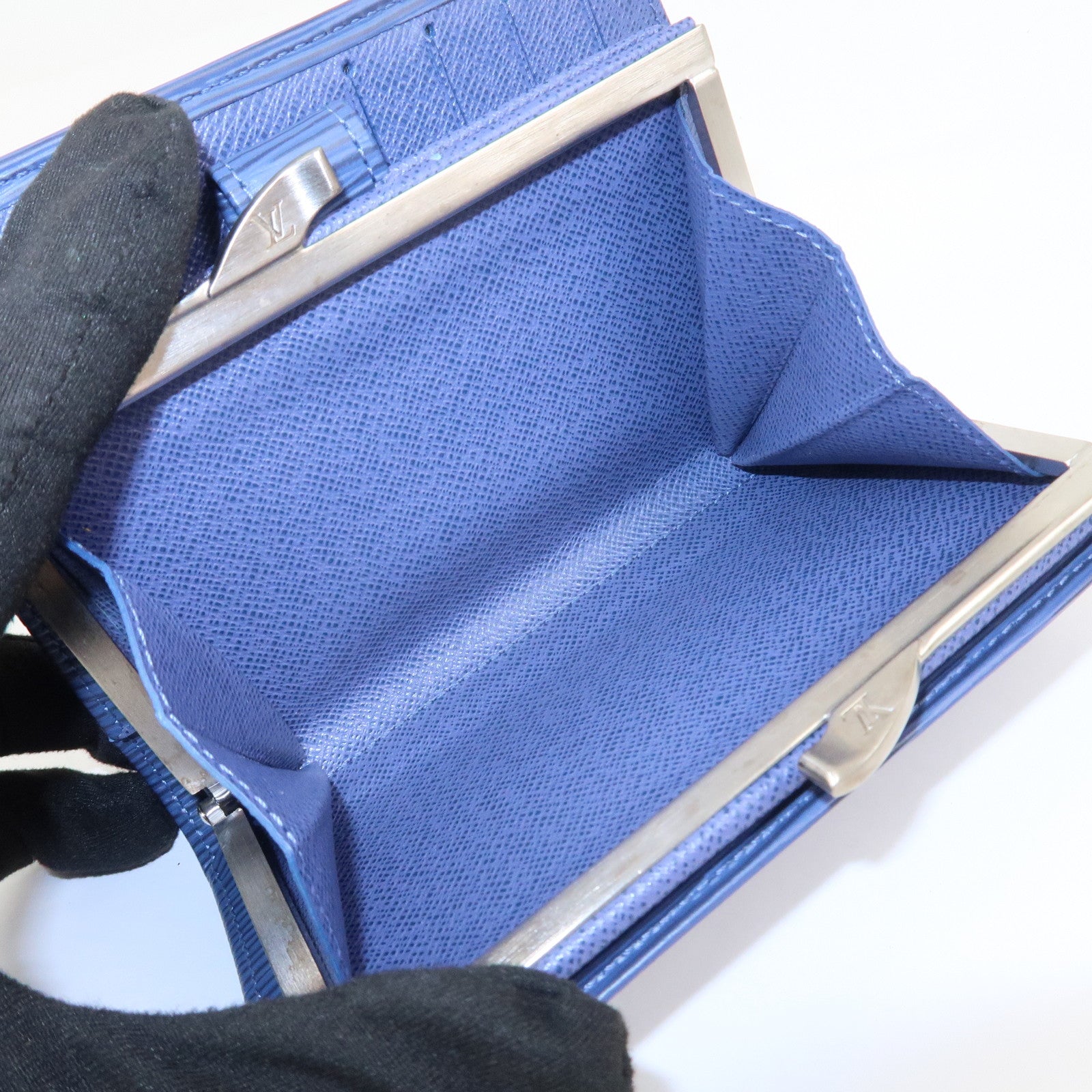 Louis Vuitton Epi Porte Monnaie Billets Viennois Wallet Blue M63245