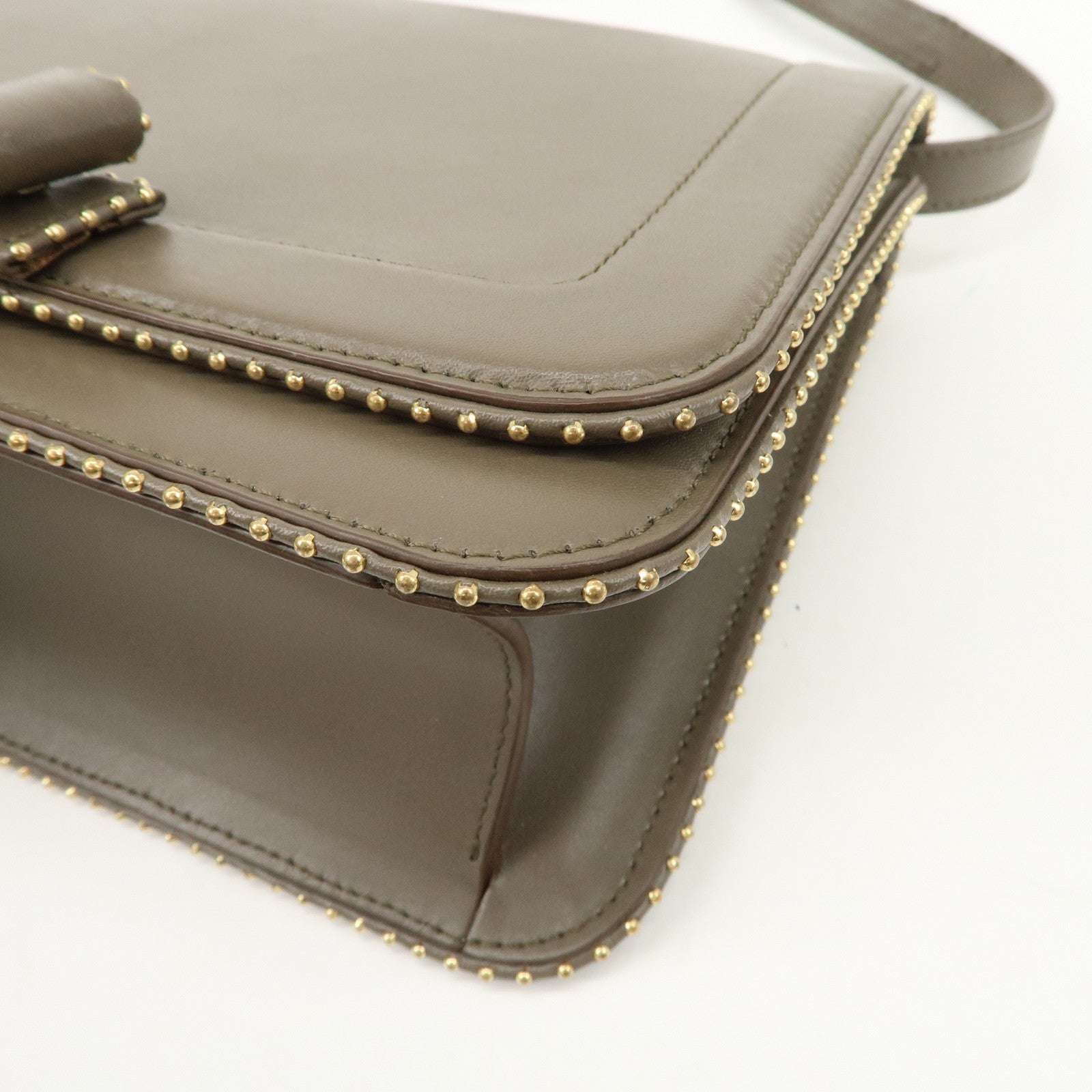 Ferragamo Vara Leather Ribbon Studs Shoulder Bag Greige Used