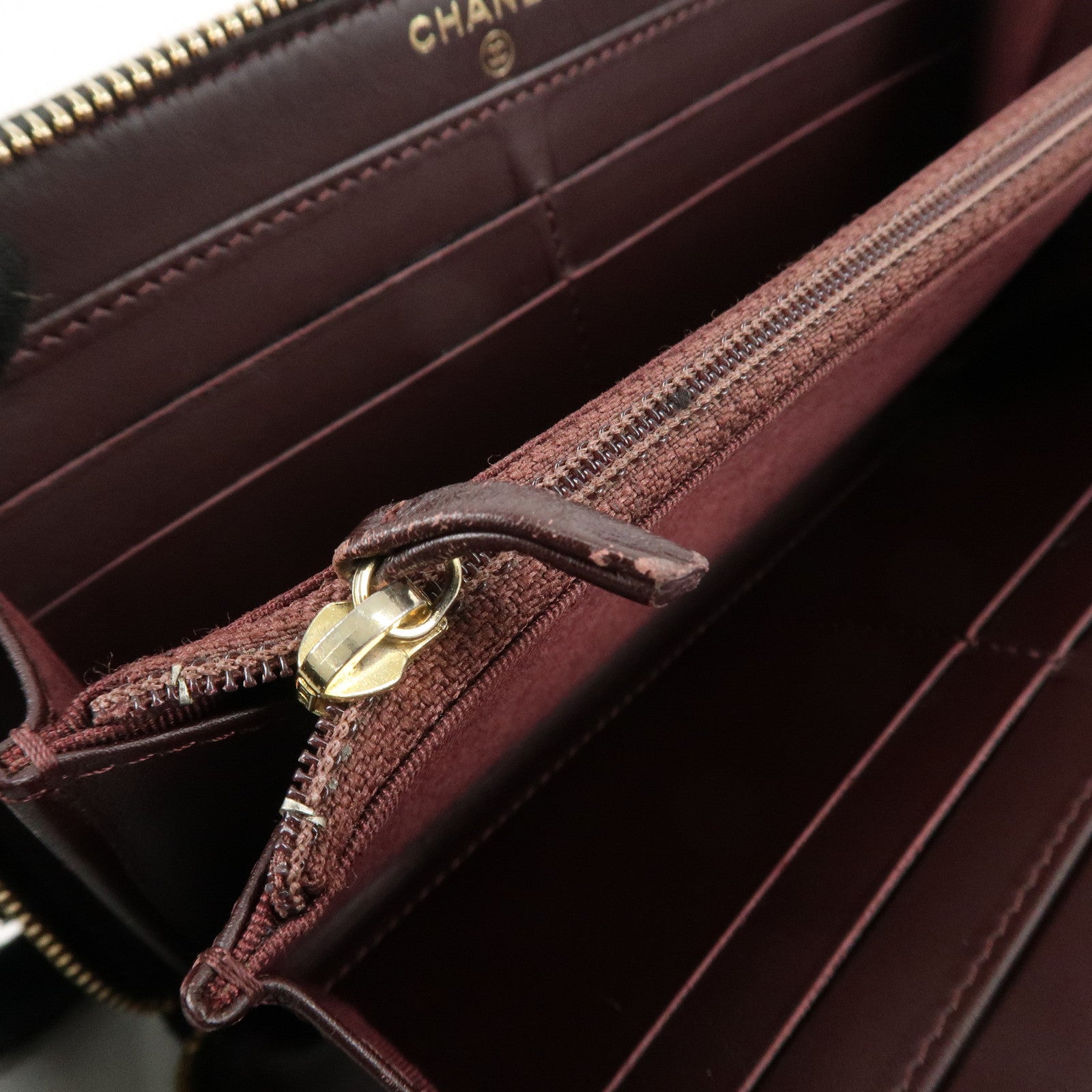 CHANEL Matelasse Caviarskin Round Zippy Long Wallet Black AP0242 Used