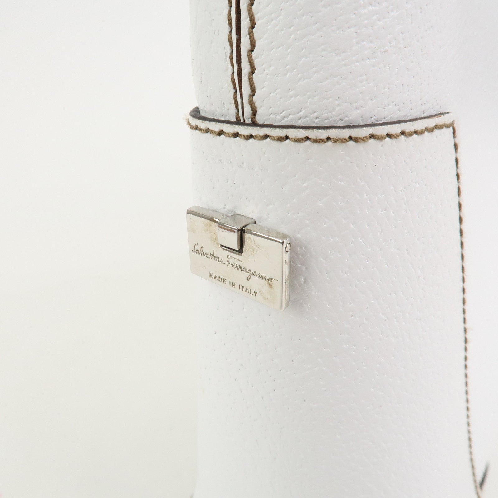 Ferragamo Logo Leather Shoulder Bag Hand Bag White