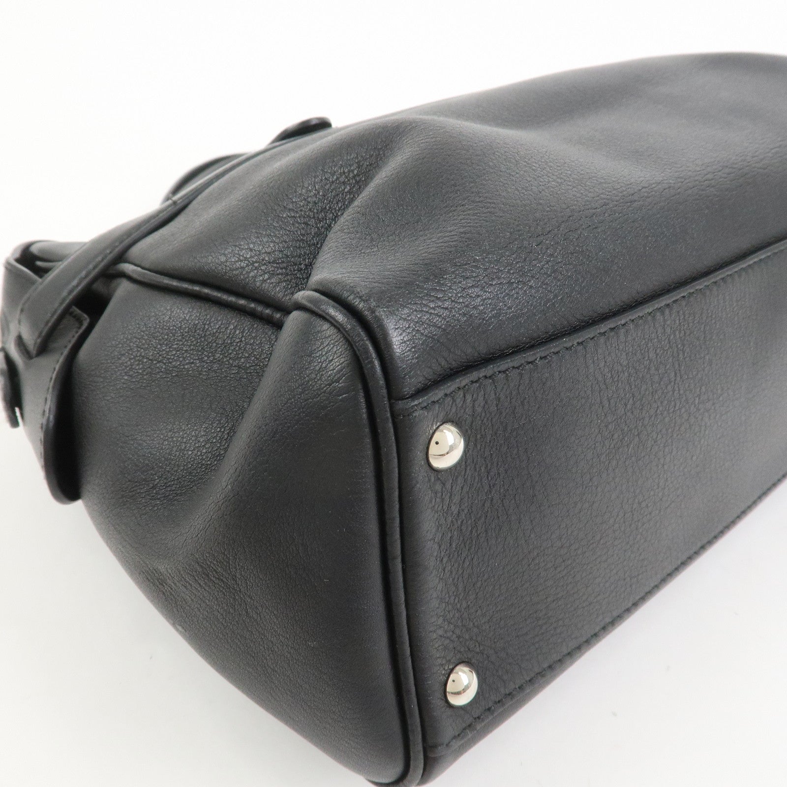 Ferragamo Gancini Leather Shoulder Bag Hand Bag Black