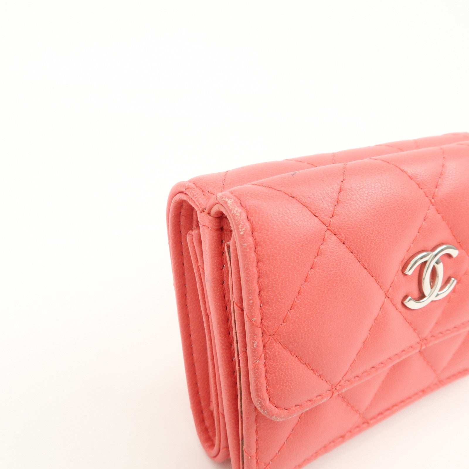 CHANEL Matelasse Lamb Skin Tri-fold Compact Wallet Coral AP0094