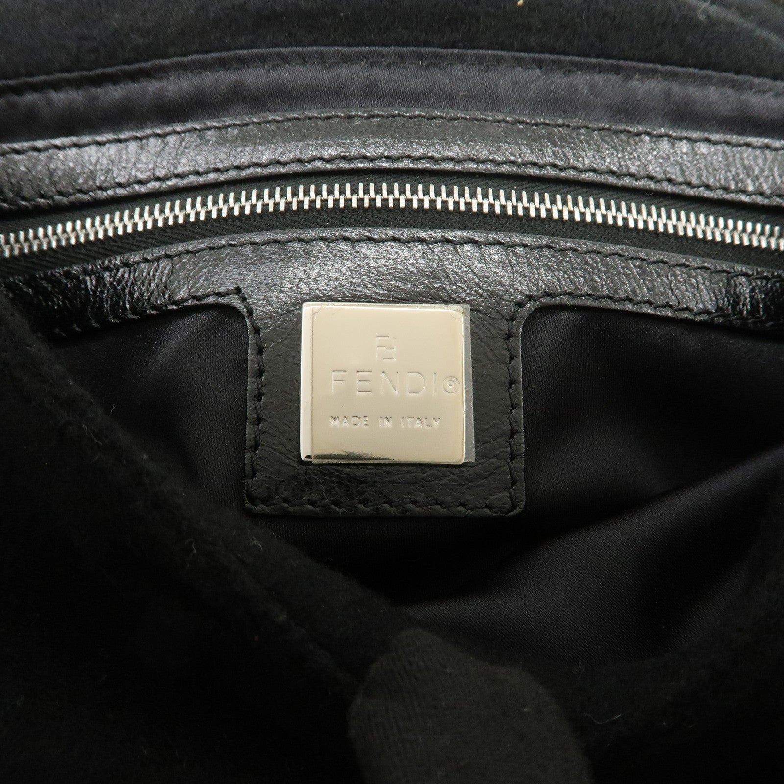 FENDI Mamma Baguette Wool Leather Shoulder Bag Hand Bag Black 26424