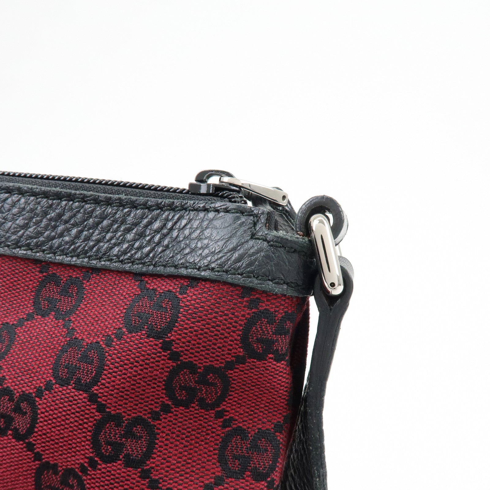 GUCCI GG Canvas Leather Shoulder Bag Crossbody Bag Red Black 272380