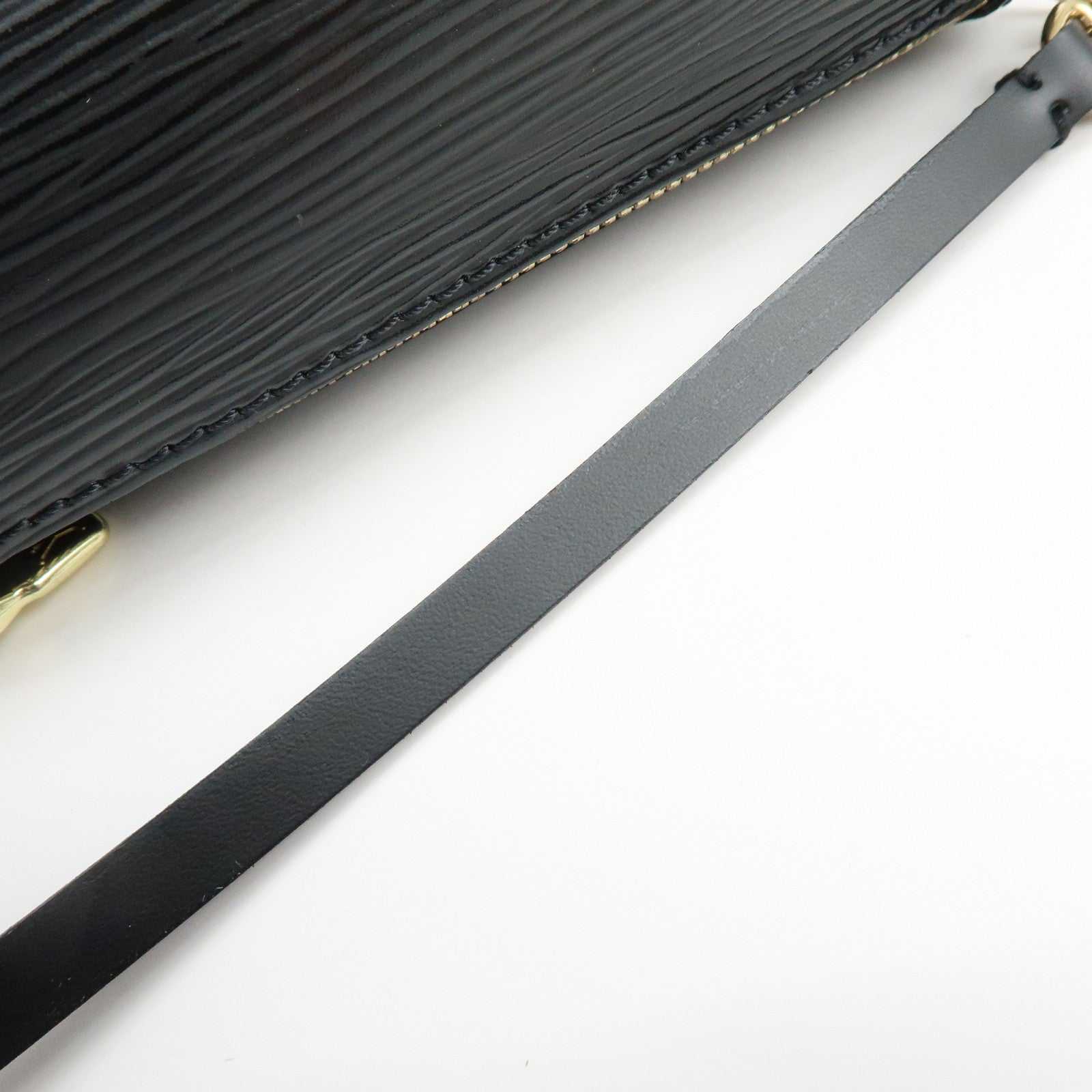 Louis Vuitton Epi Mini Pouch For Soufflot Hand Bag Noir Black
