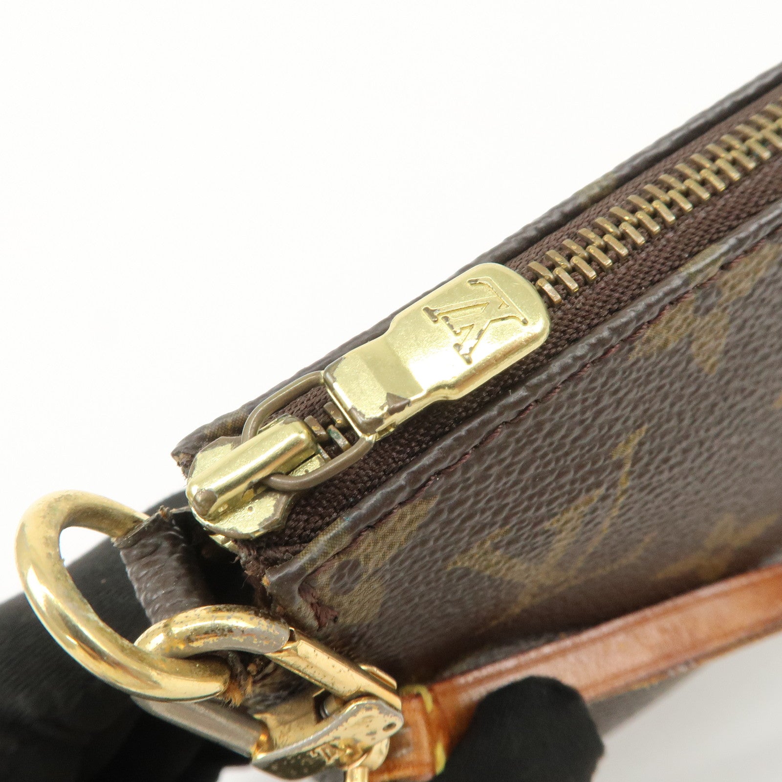 Louis Vuitton Monogram Pochette Accessoires Hand Bag Brown M51980 Used