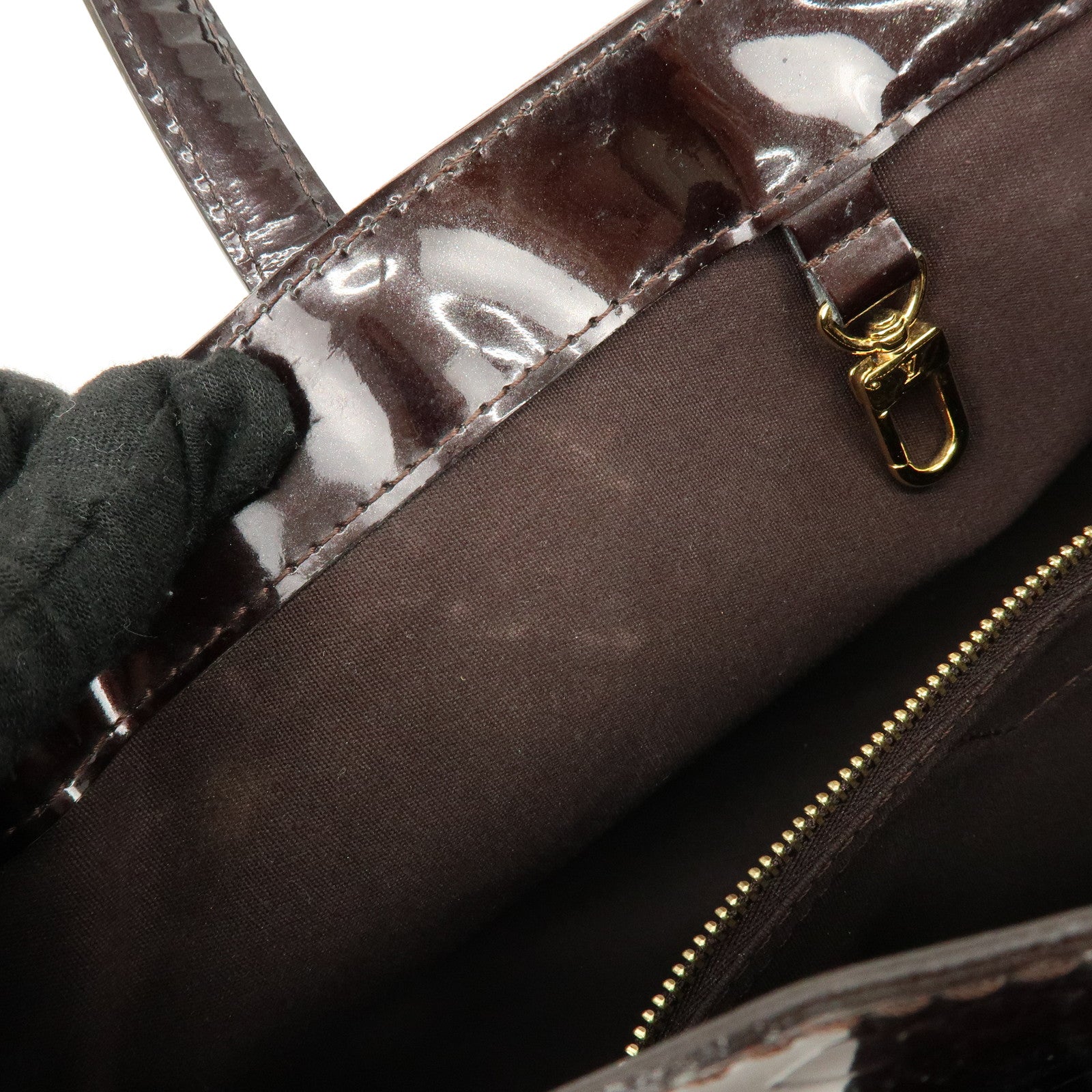 Louis Vuitton Monogram Vernis Wilshire PM Amarante M93641