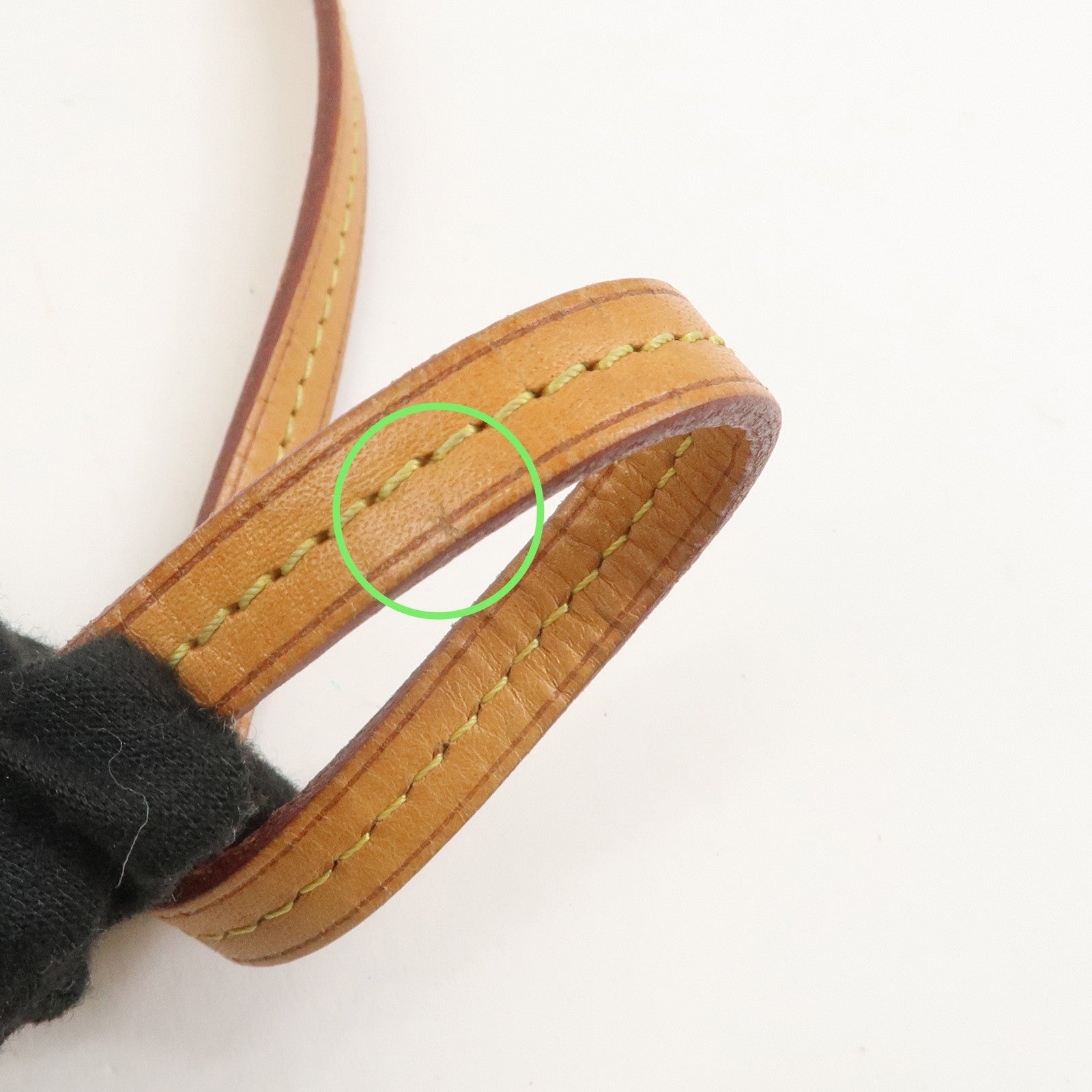 Louis Vuitton Monogram Favorite MM Shoulder Bag Brown M40718