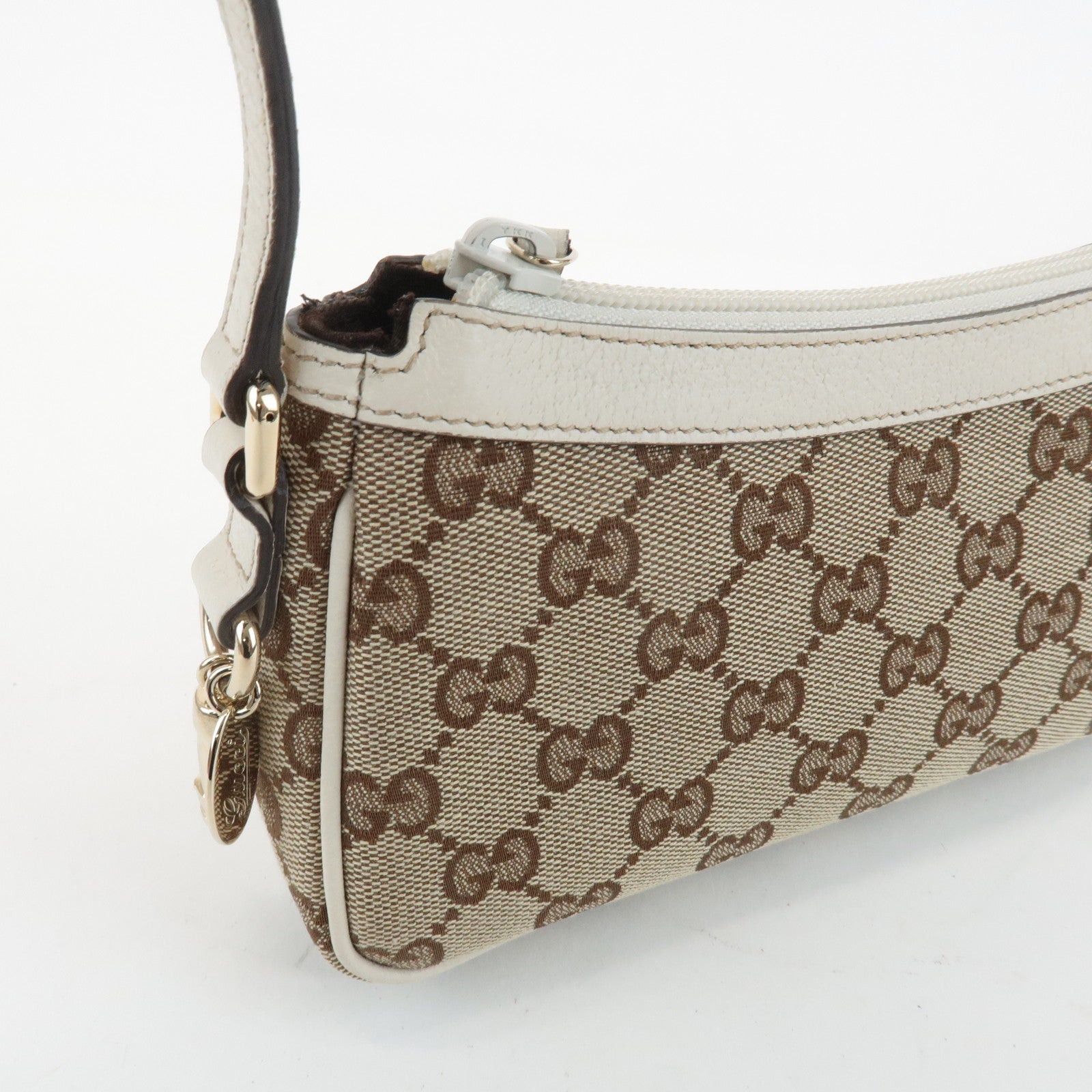 GUCCI GG Canvas Leather Accessory Pouch Hand Bag Beige Ivory 154432 Used