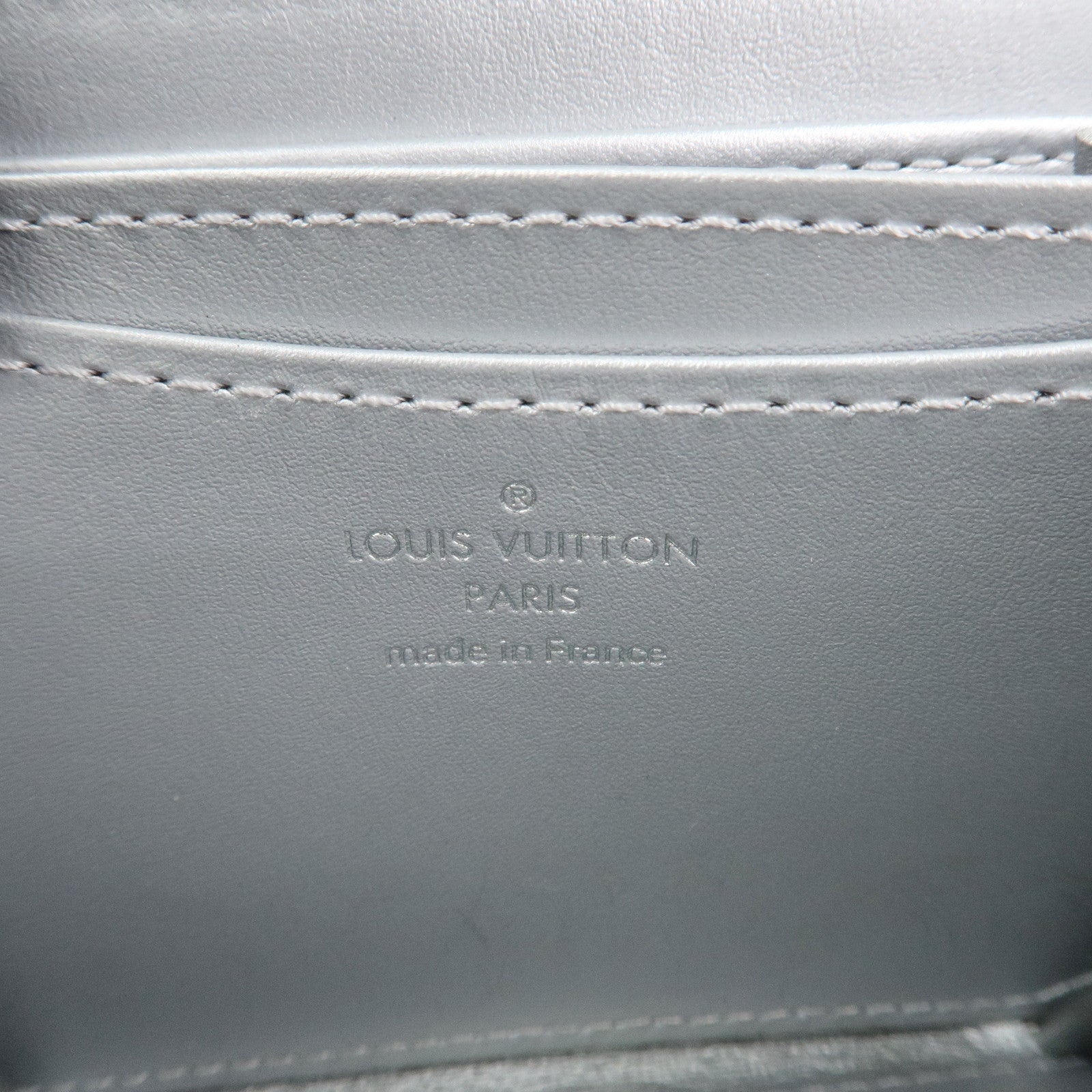 Louis Vuitton Monogram Miroir Mirror Vinyl Coin Case Argent M12673
