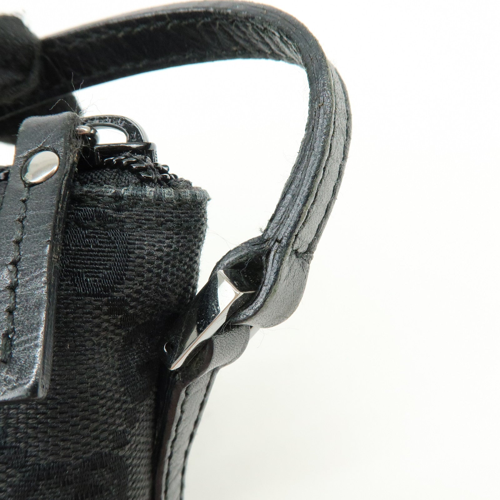 GUCCI Boat Bag GG Canvas Leather Hand Bag Pouch Black 07198