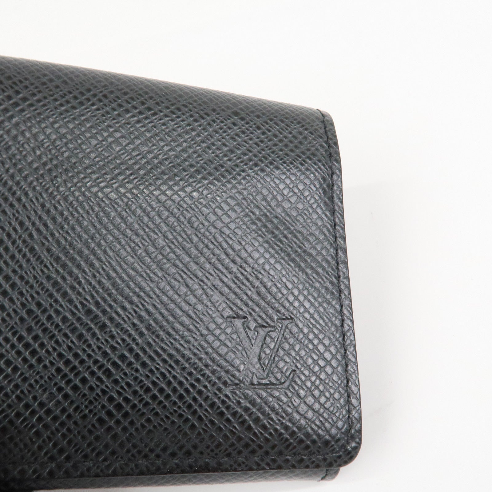 Louis Vuitton Taiga Enveloppe Cartes de Visite Card Case M30922