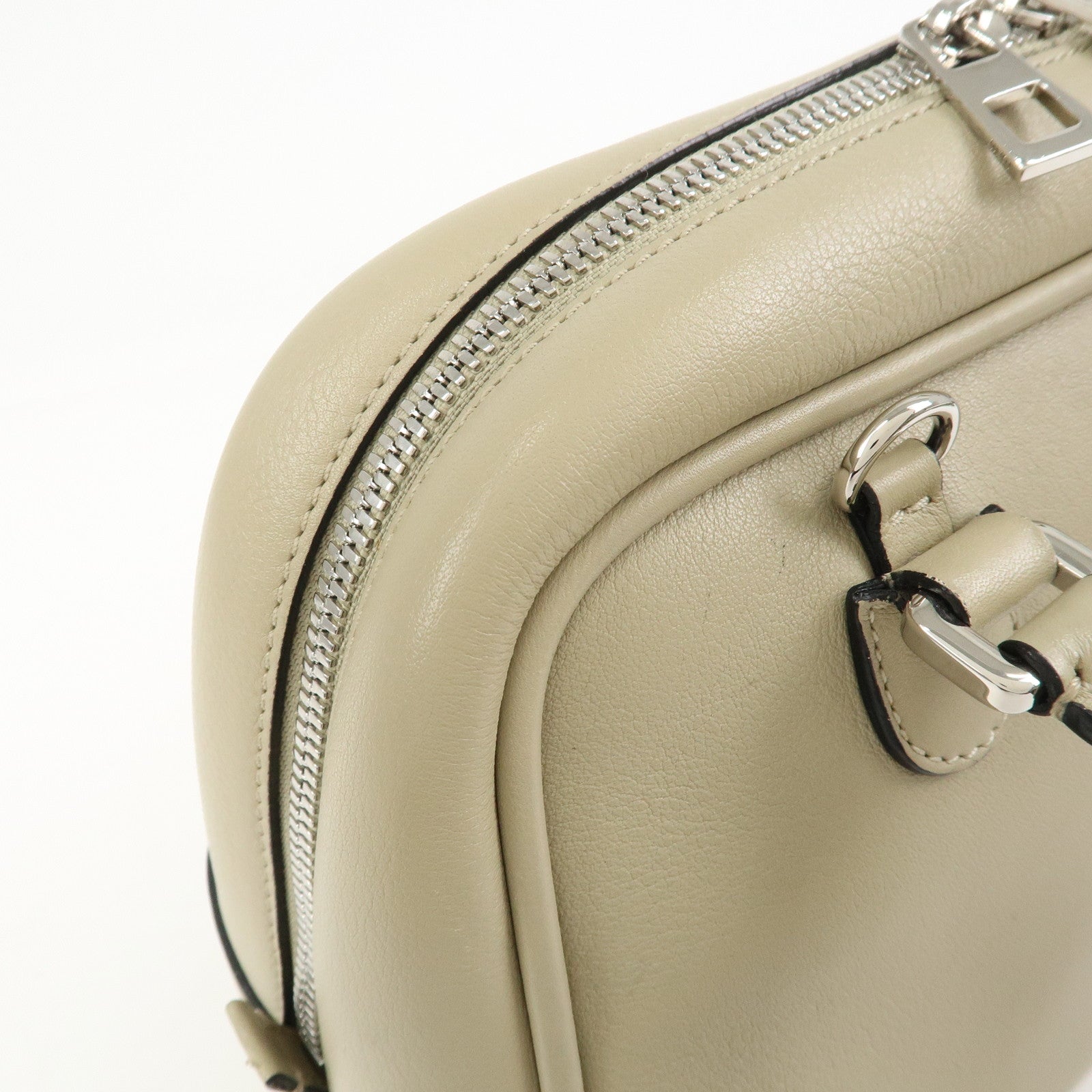 LOEWE Anagram Amazona 75 Leather Hand Bag Beige Silver