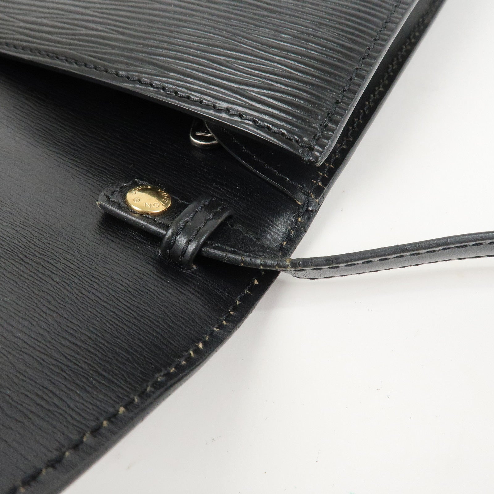 Louis Vuitton Epi Leather Arche Shoulder Crossbody Bag Noir M52572
