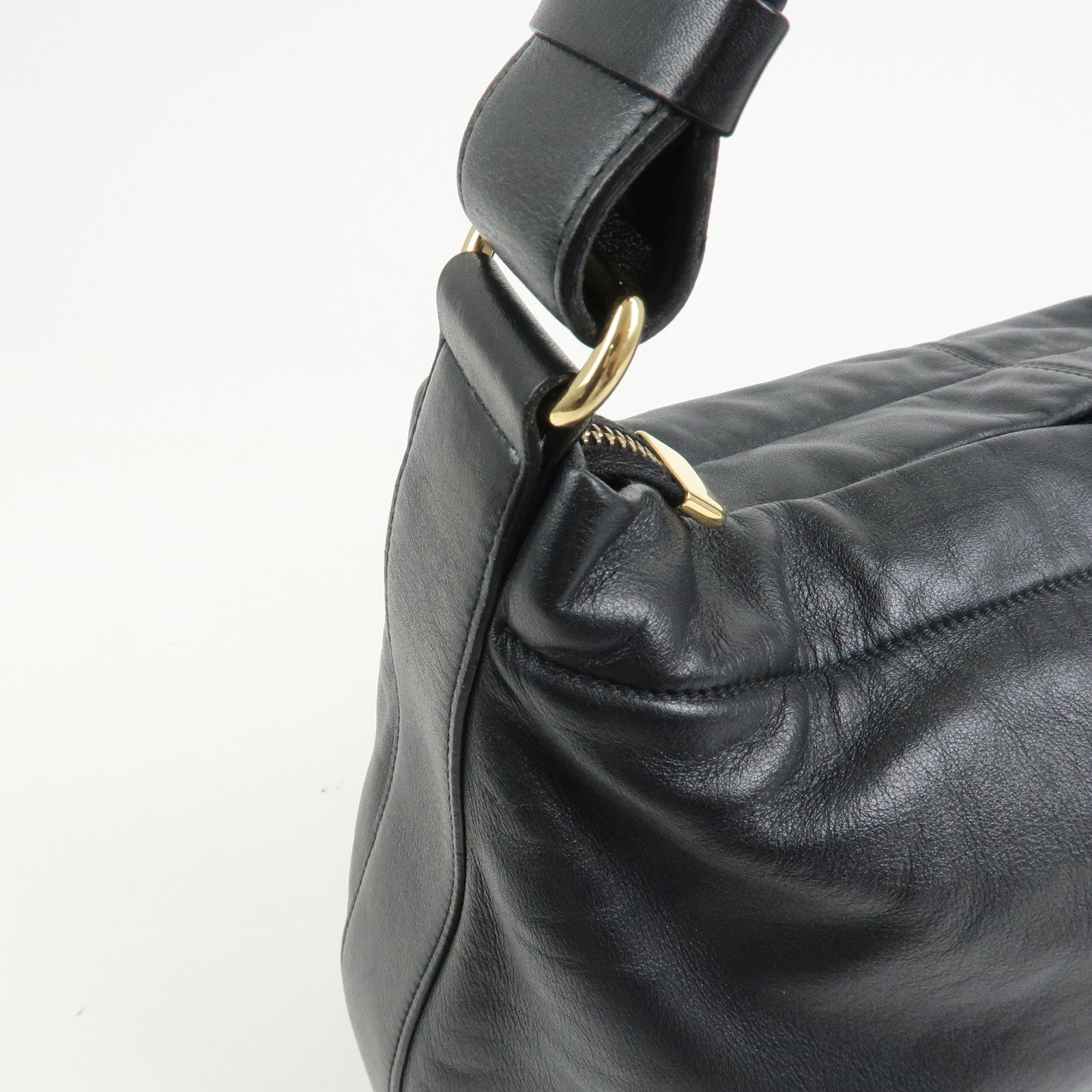 Ferragamo Vara Ribbon Leather Shoulder Bag Hand Bag Black