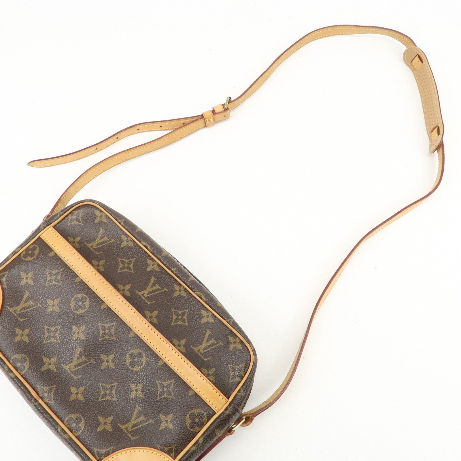 Louis Vuitton Monogram Trocadero 27 Crossbody Bag M51274