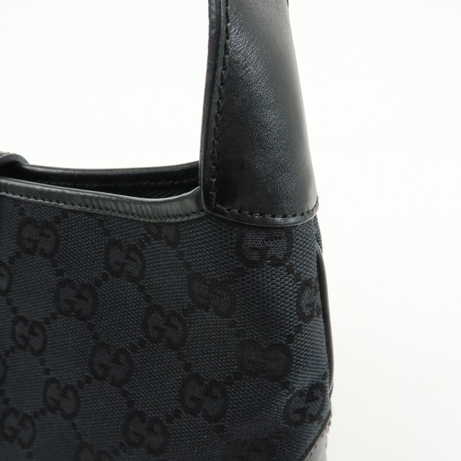 GUCCI Jackie GG Canvas Leather Shoulder Bag Black 001.3735