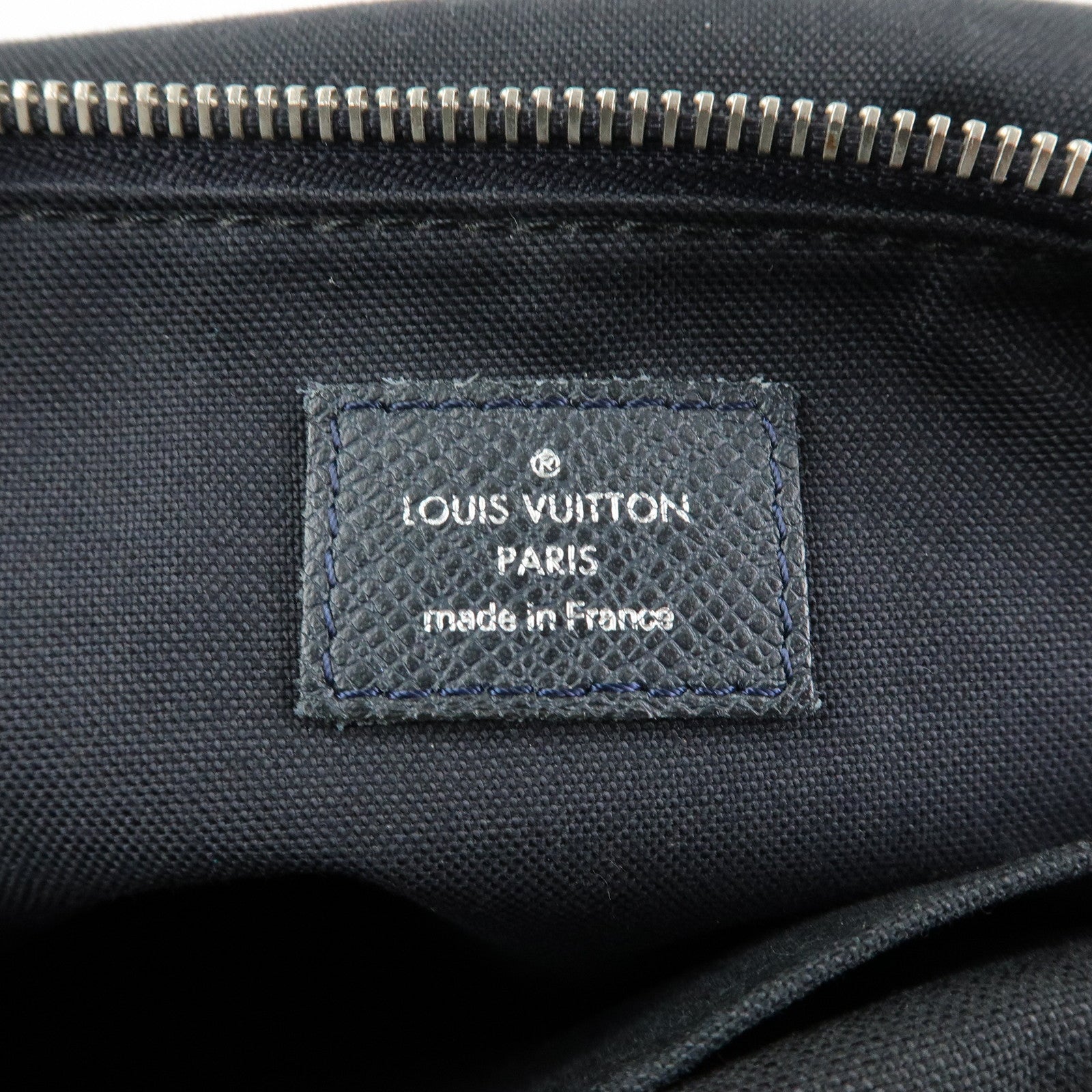 Louis Vuitton Taiga Leather Shoulder Crossbody Bag Boreal M32632