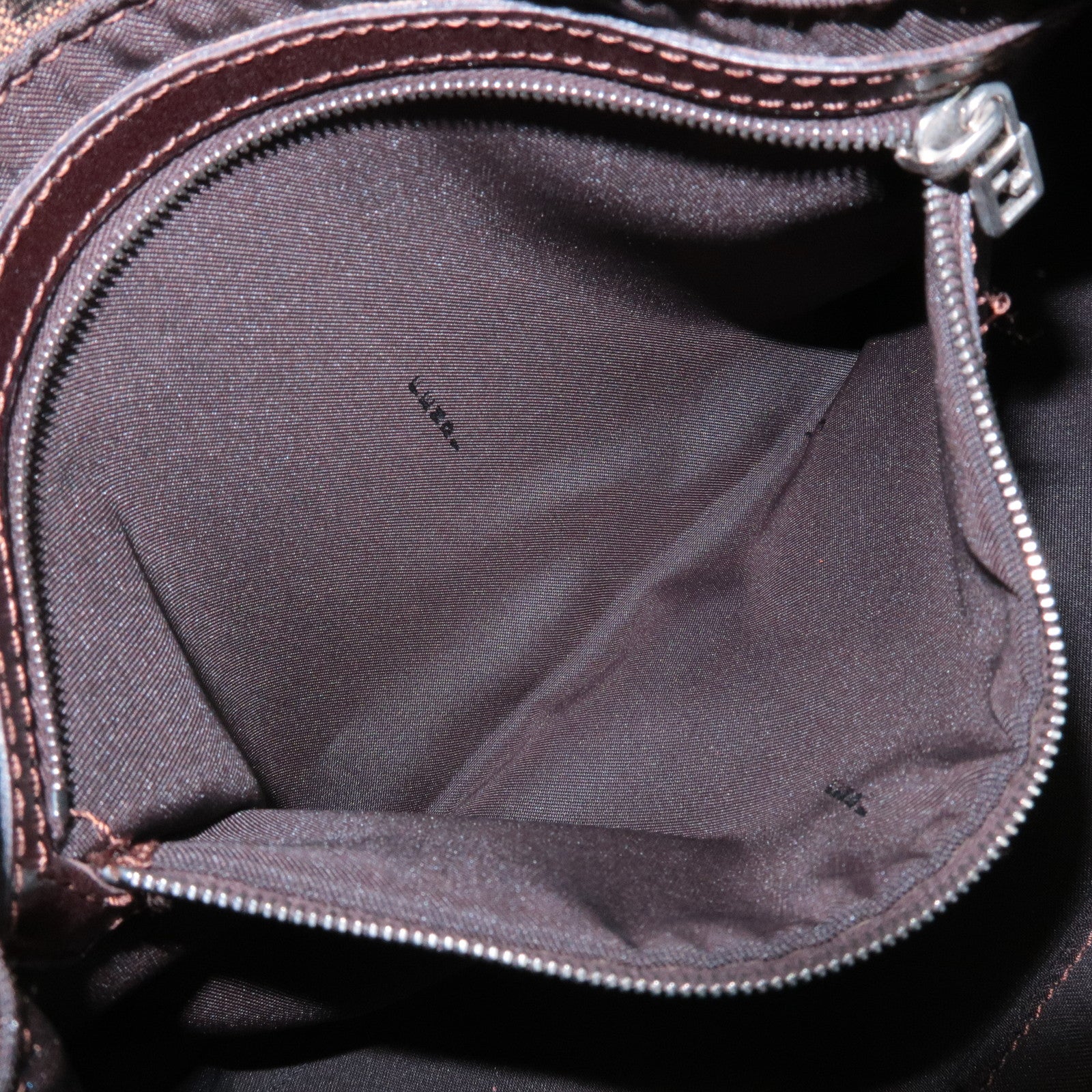 FENDI Mamma Baguette Canvas Leather Shoulder Bag Silver HDW 26325 Used