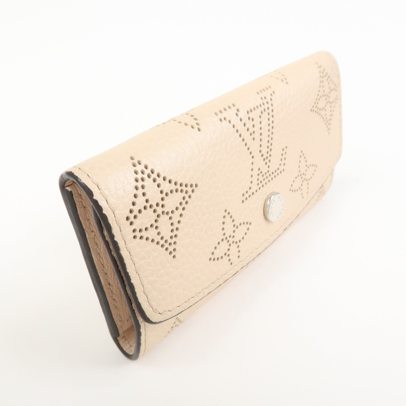Louis Vuitton Monogram Mahina Multiclés 4 Key Case Magnolia M64056