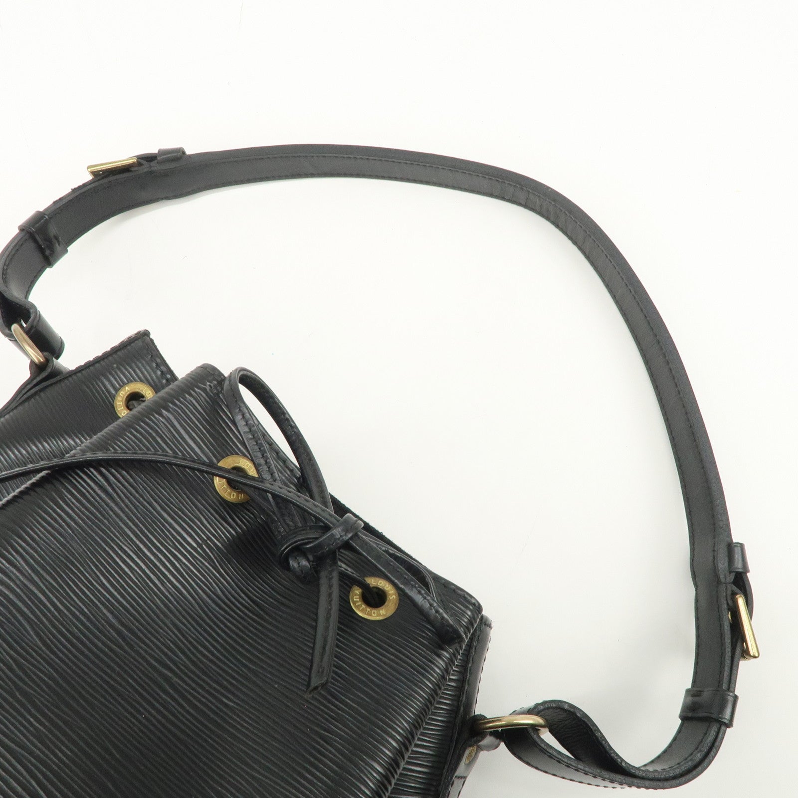 Louis Vuitton Epi Leather Petit Noe Shoulder Bag Noir Black M59012