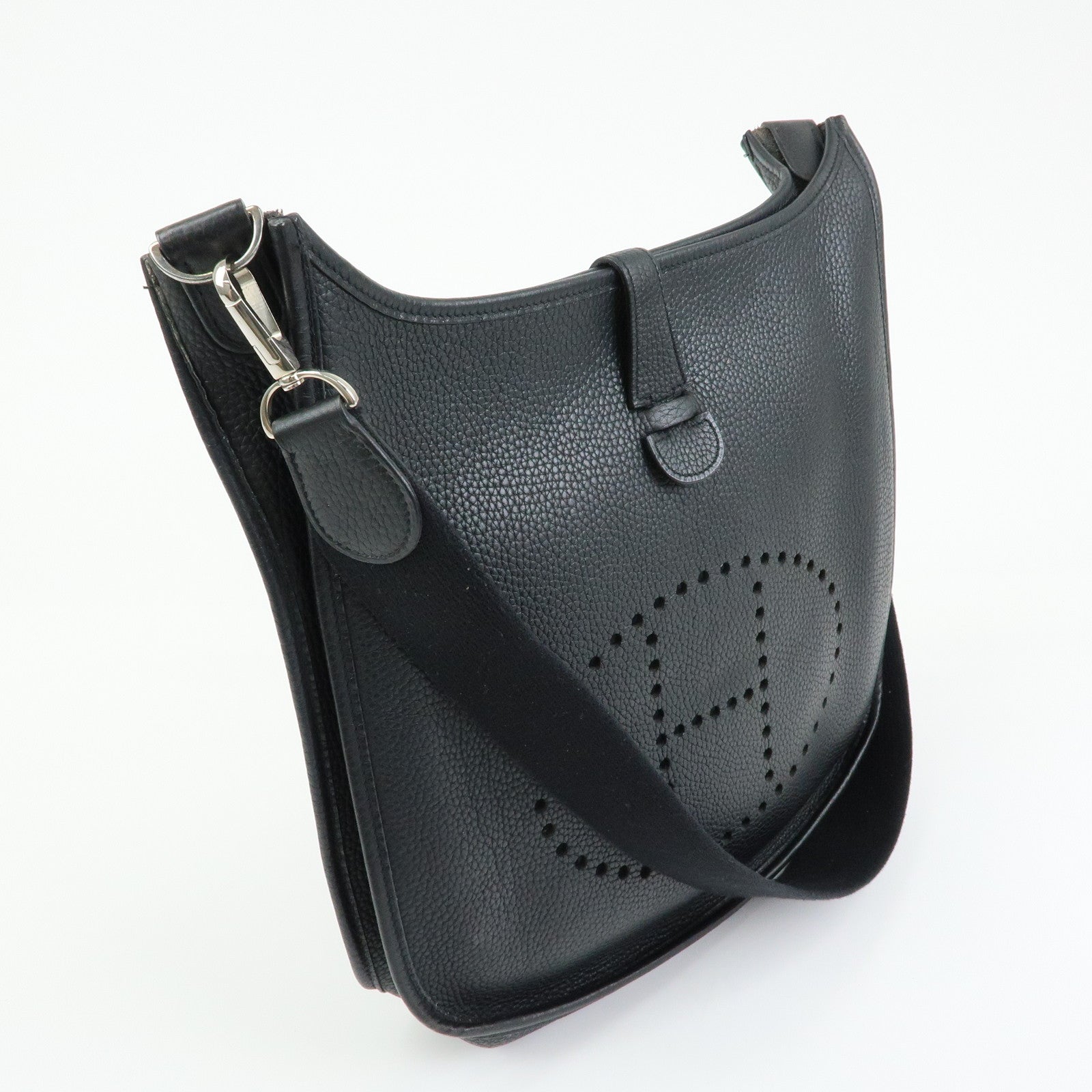 HERMES Evelyne Taurillon Leather Shoulder Bag □J Stamped Black