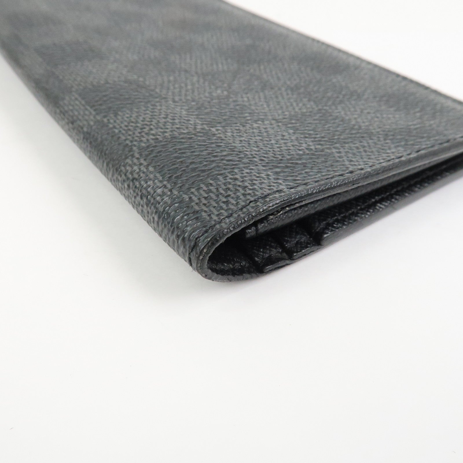 Louis Vuitton Damier Glaphite Portefeuille Brazza Wallet N62665