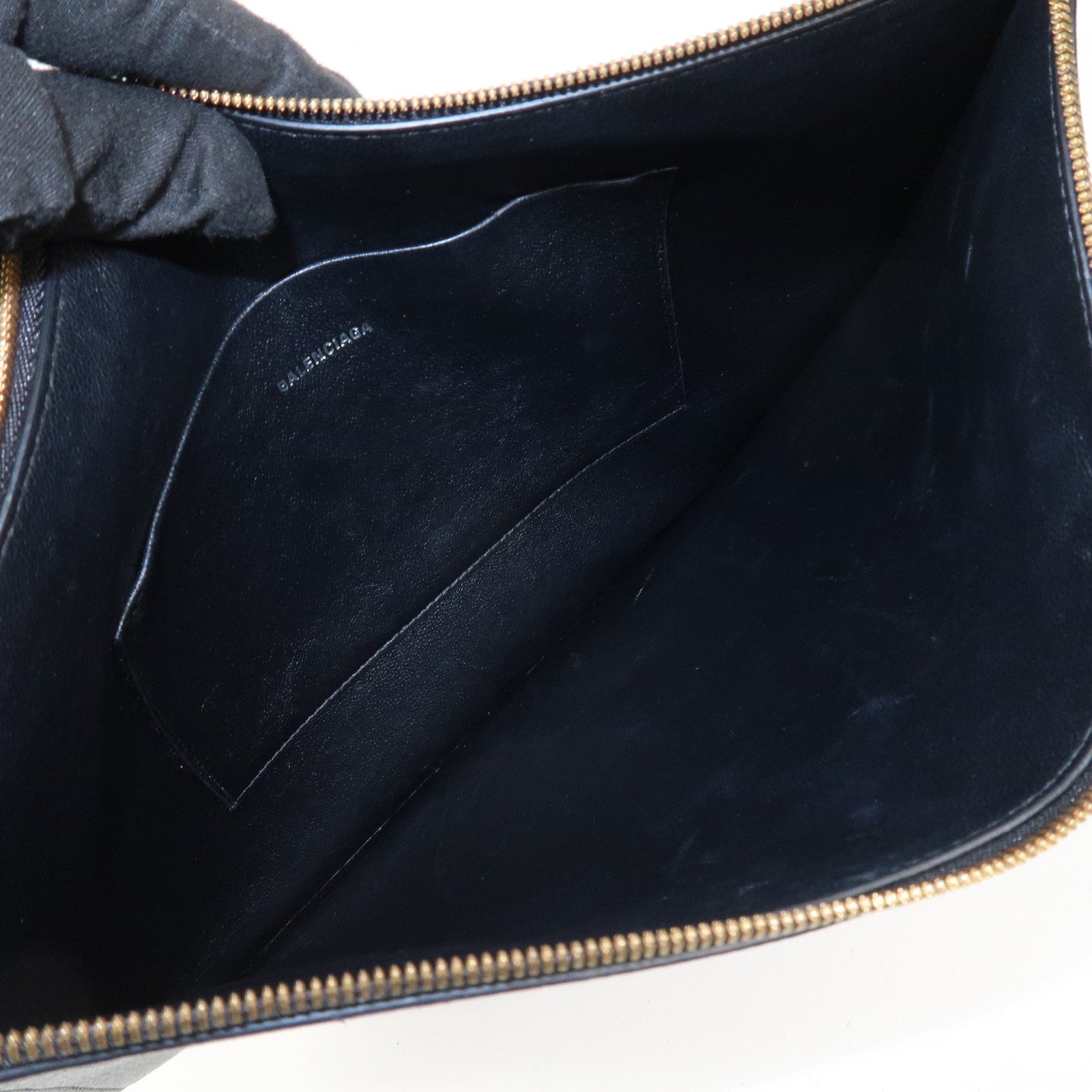 BALENCIAGA Everyday Leather Clutch Bag Flat Pouch Black 655605