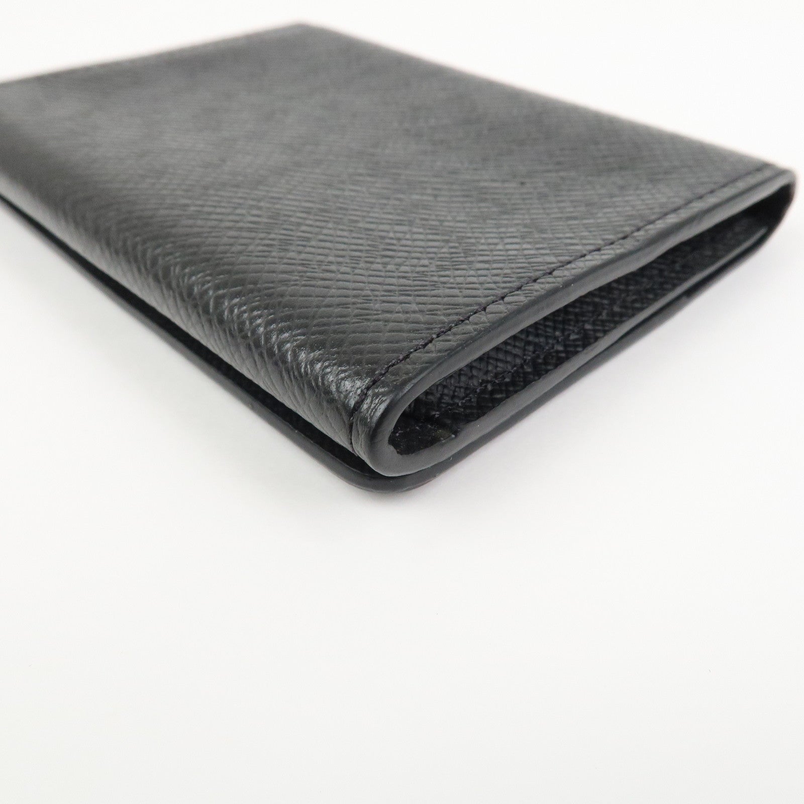 Louis Vuitton Taiga Envelope Carte de Visite NM Card Case M64595