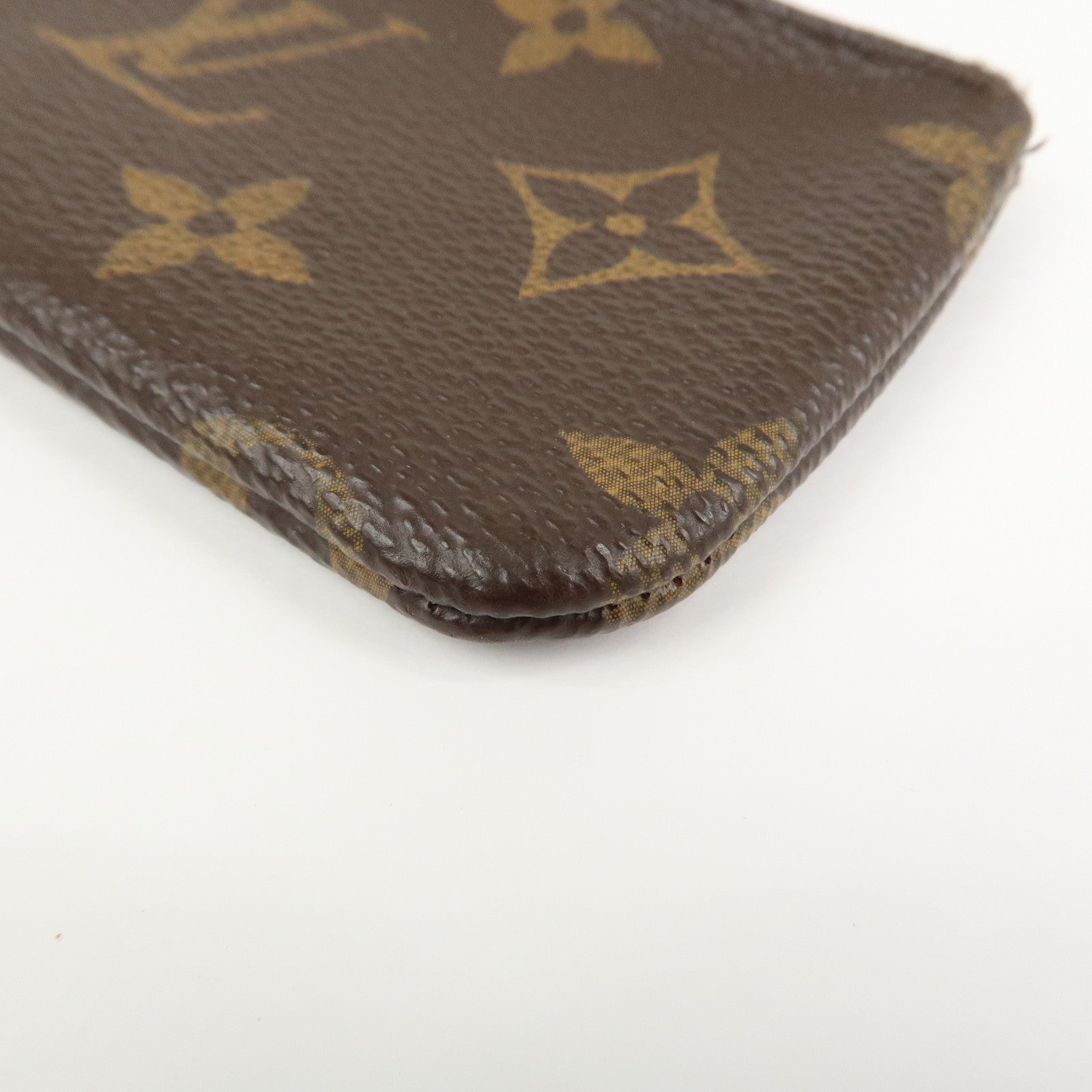 Louis Vuitton Monogram Pochette Cles Coin Case Key Case M62650