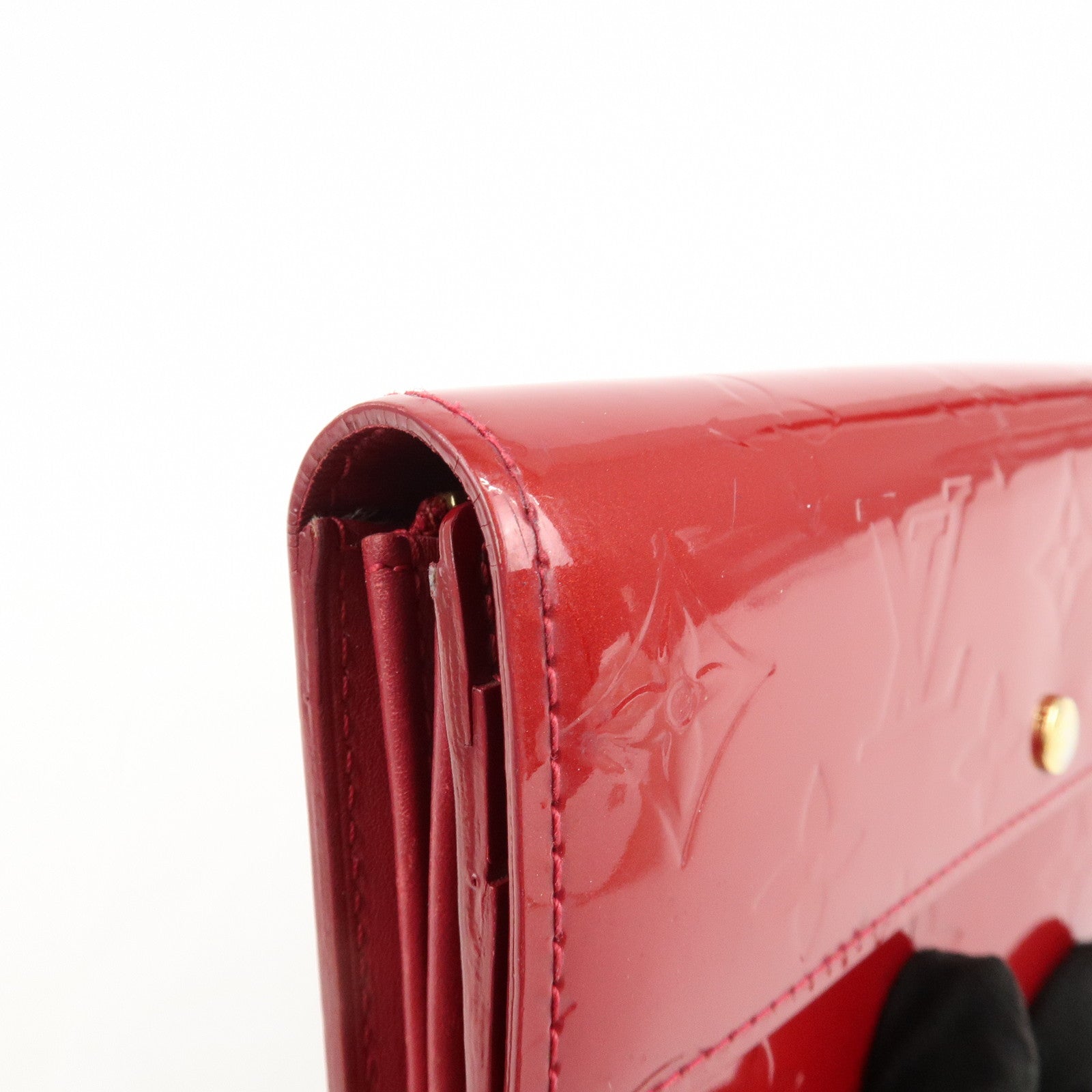 Louis Vuitton Monogram Vernis Leather Wallet Pomme d'Amour M93530 Used