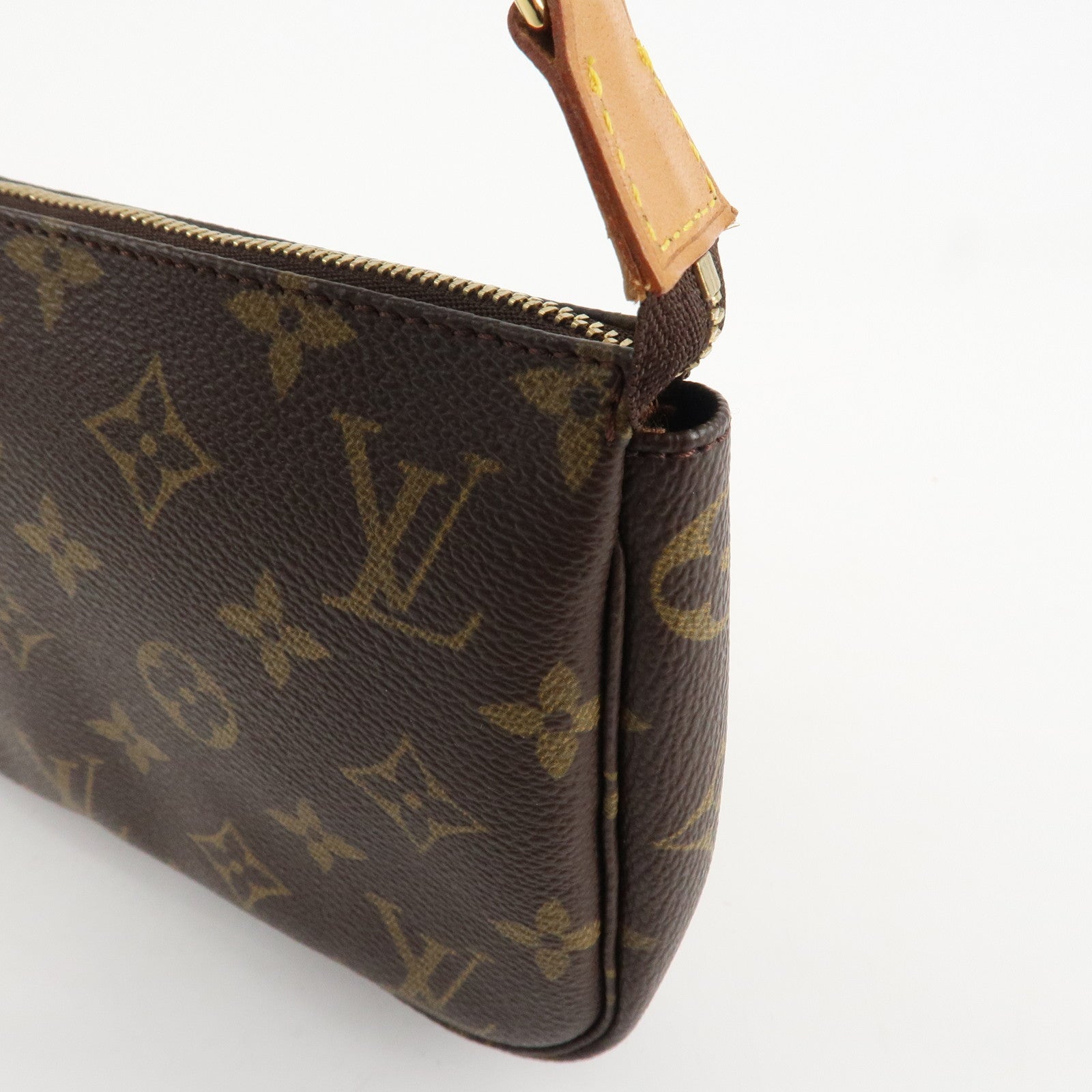 Louis Vuitton Monogram Pochette Accessoires Hand Bag Brown M51980 Used
