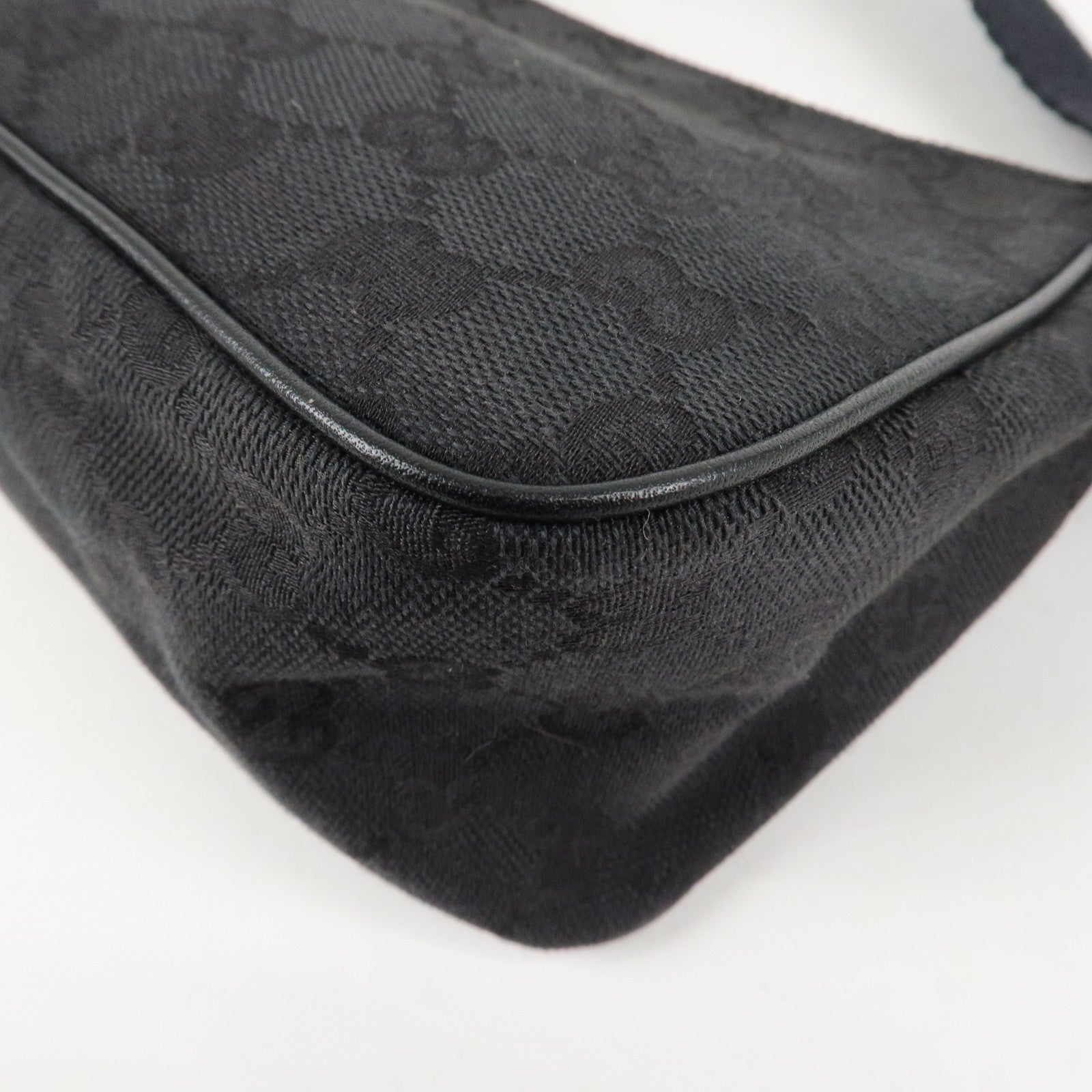 GUCCI GG Canvas Leather Mini Handbag Pouch Black 106644 Used