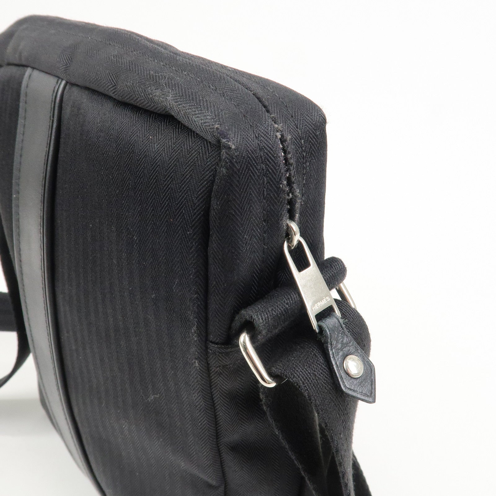 HERMES Toile Chevrons Leather Acapulco Bandouliere Shoulder Bag MM