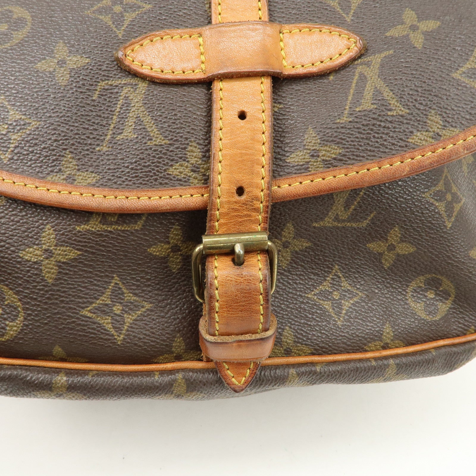 Louis Vuitton Monogram Saumur 30 Crossbody Bag Shoulder Bag M42256 Used
