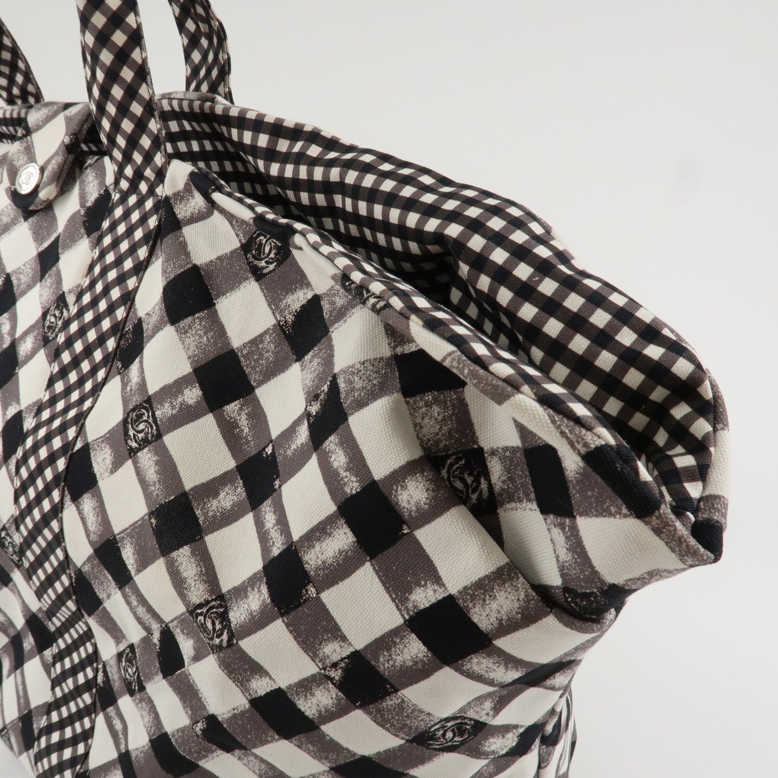 CHANEL Cruise Line COCO Mark Plaid Tote Bag Shoulder Black White Used